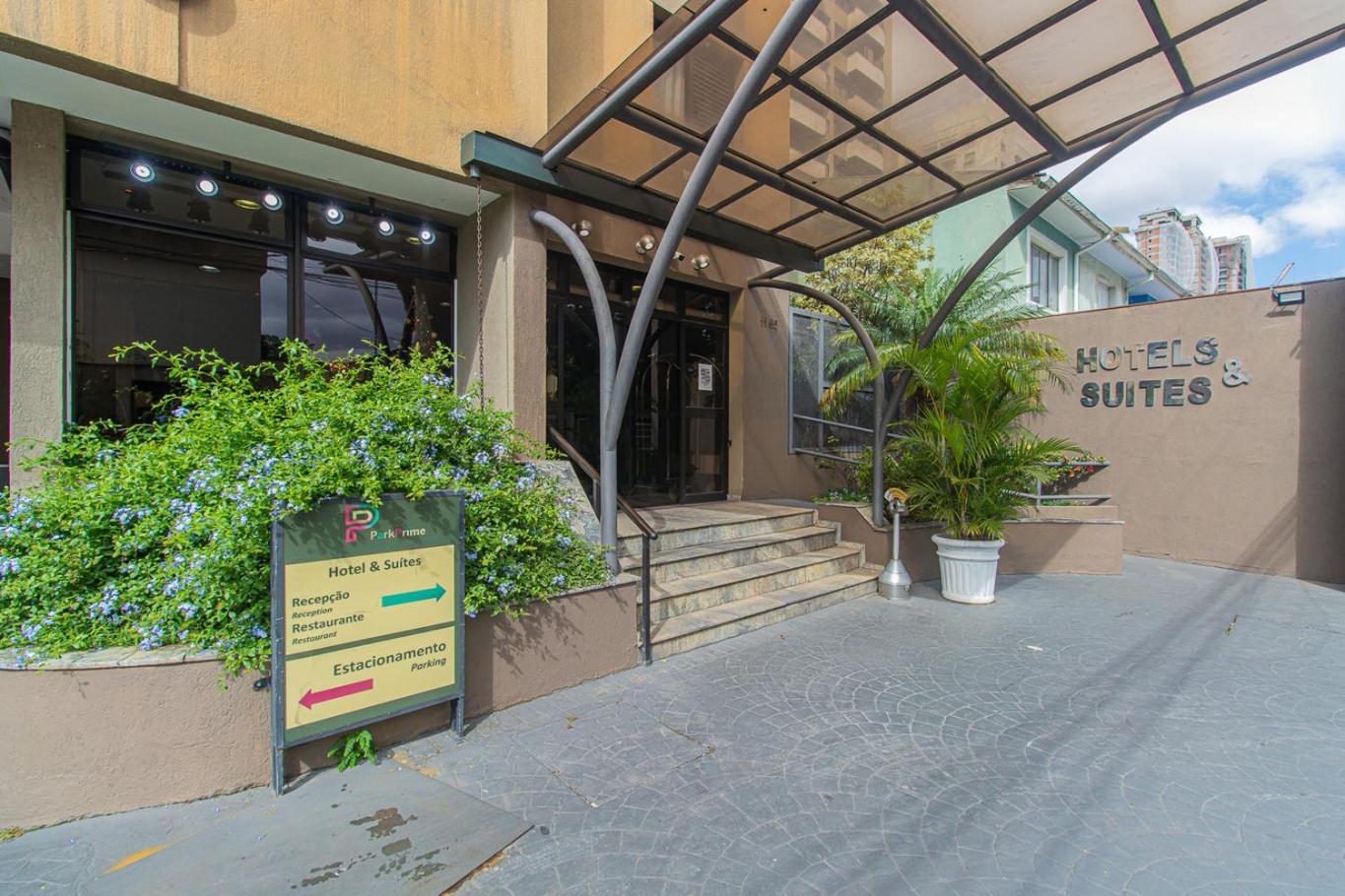Flat no Brooklin com Academia e Estacionamento