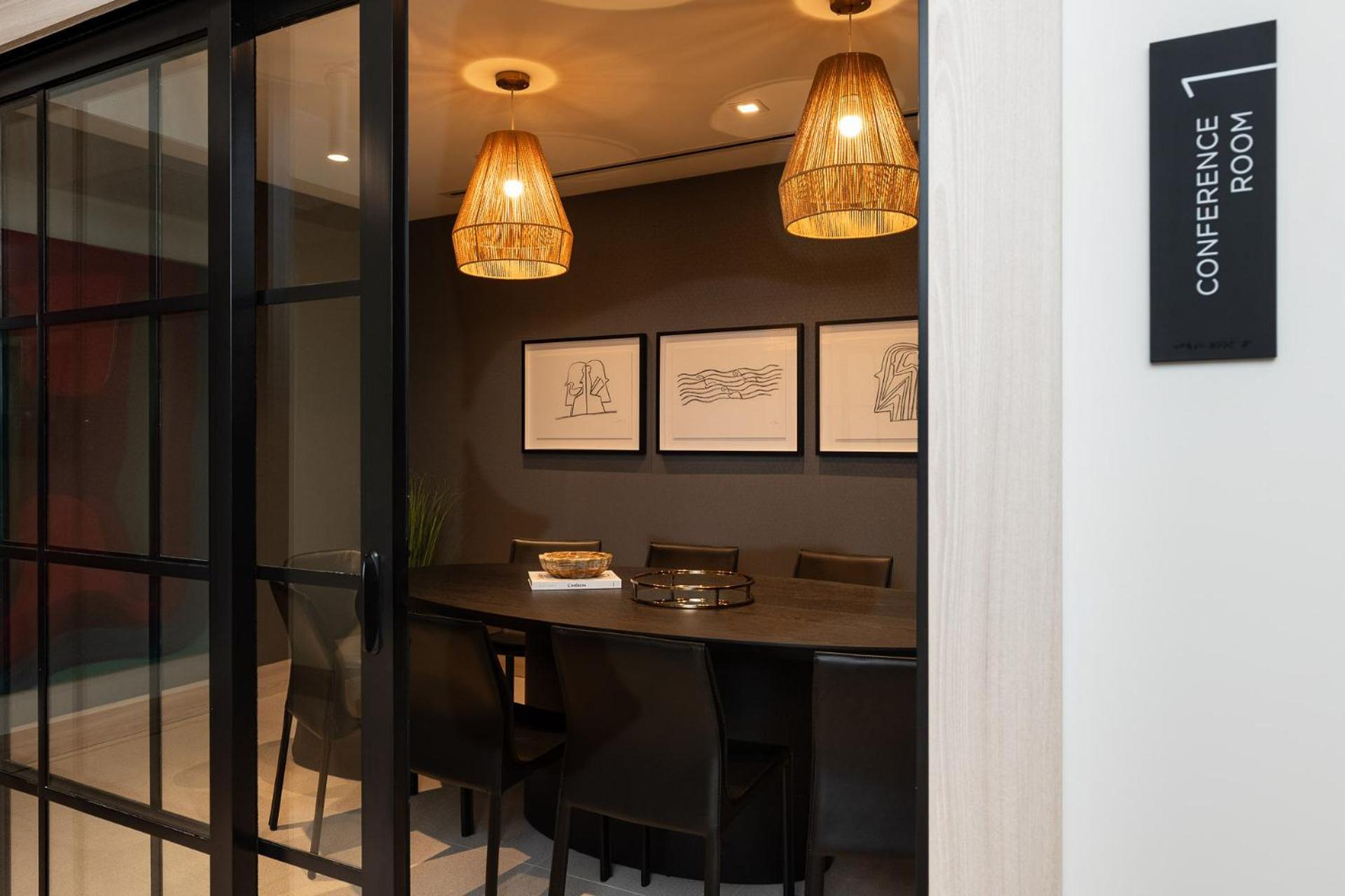 Nomada Residences - District 225