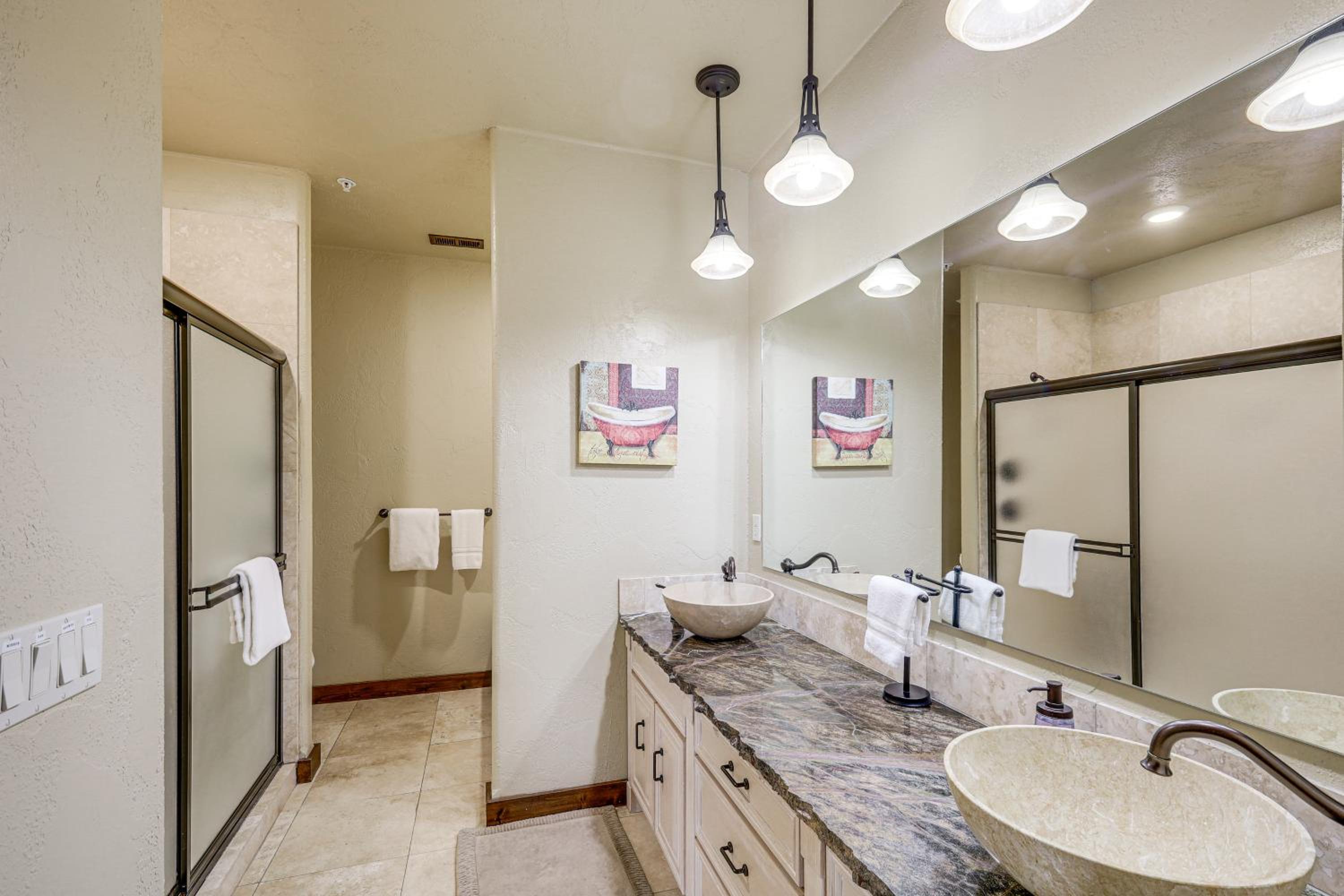 Walkable Condo in Dtwn McCall! Lake View and Balcony