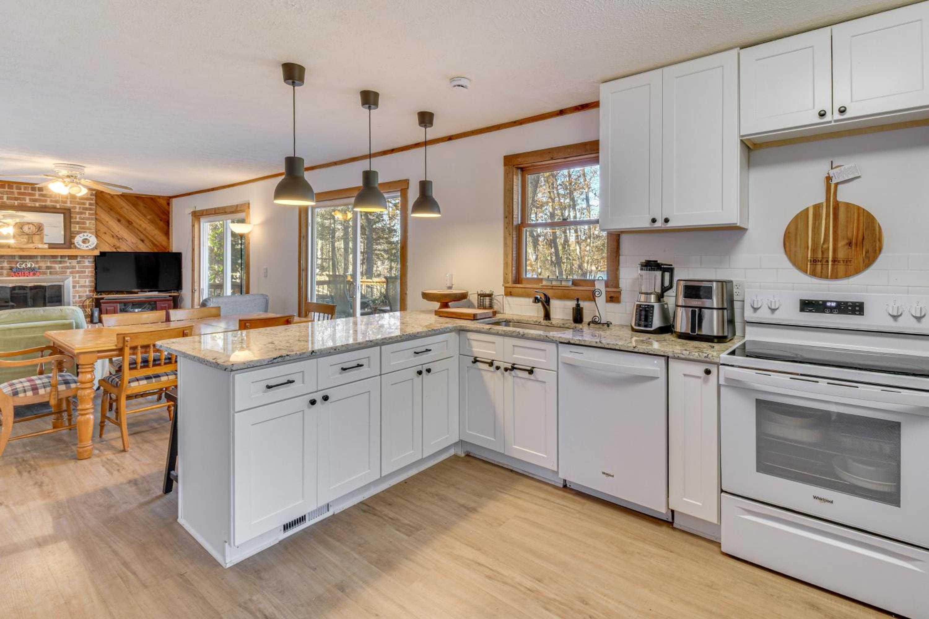 Private Lakefront Home with Views and Dock in Hartwell