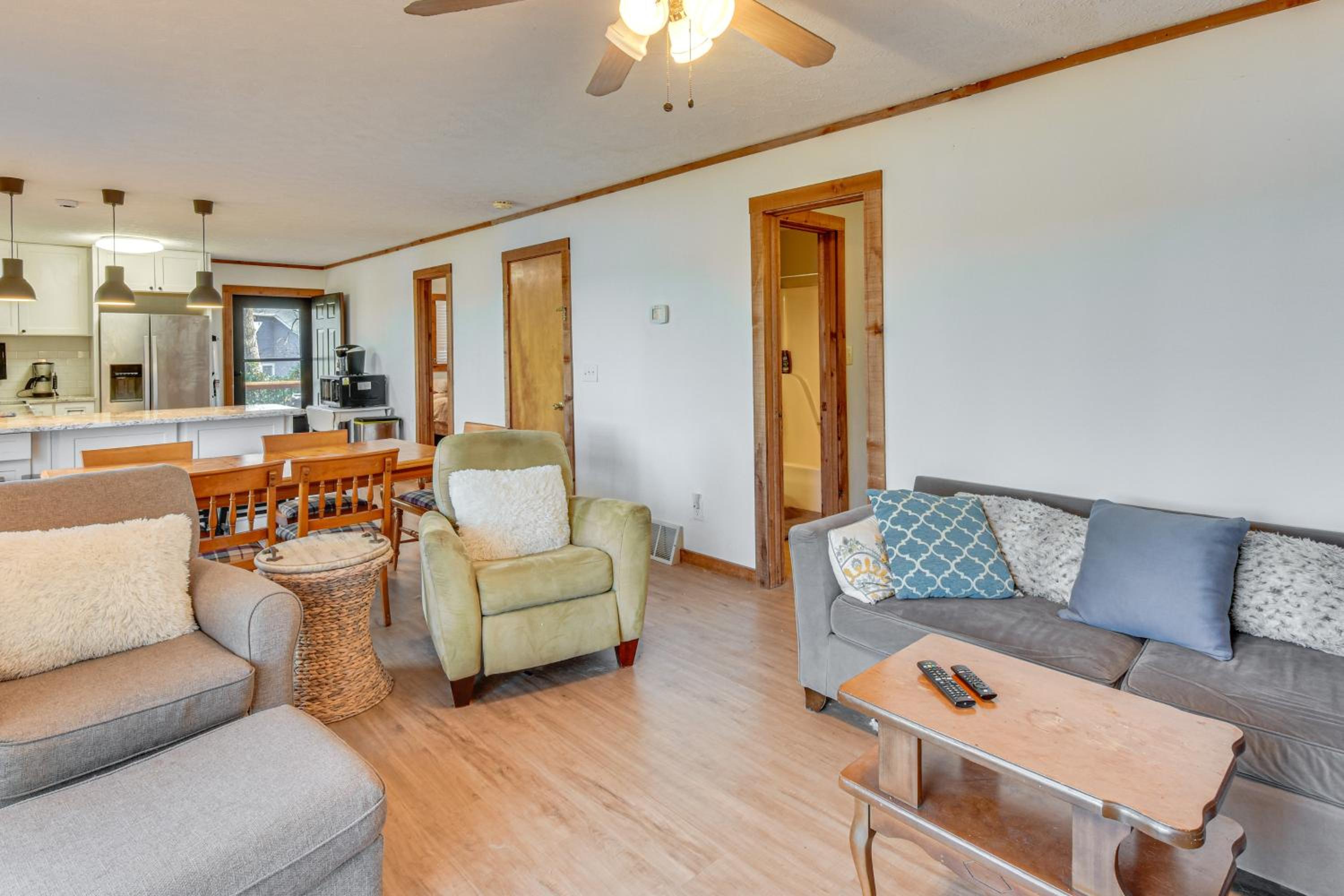 Private Lakefront Home with Views and Dock in Hartwell