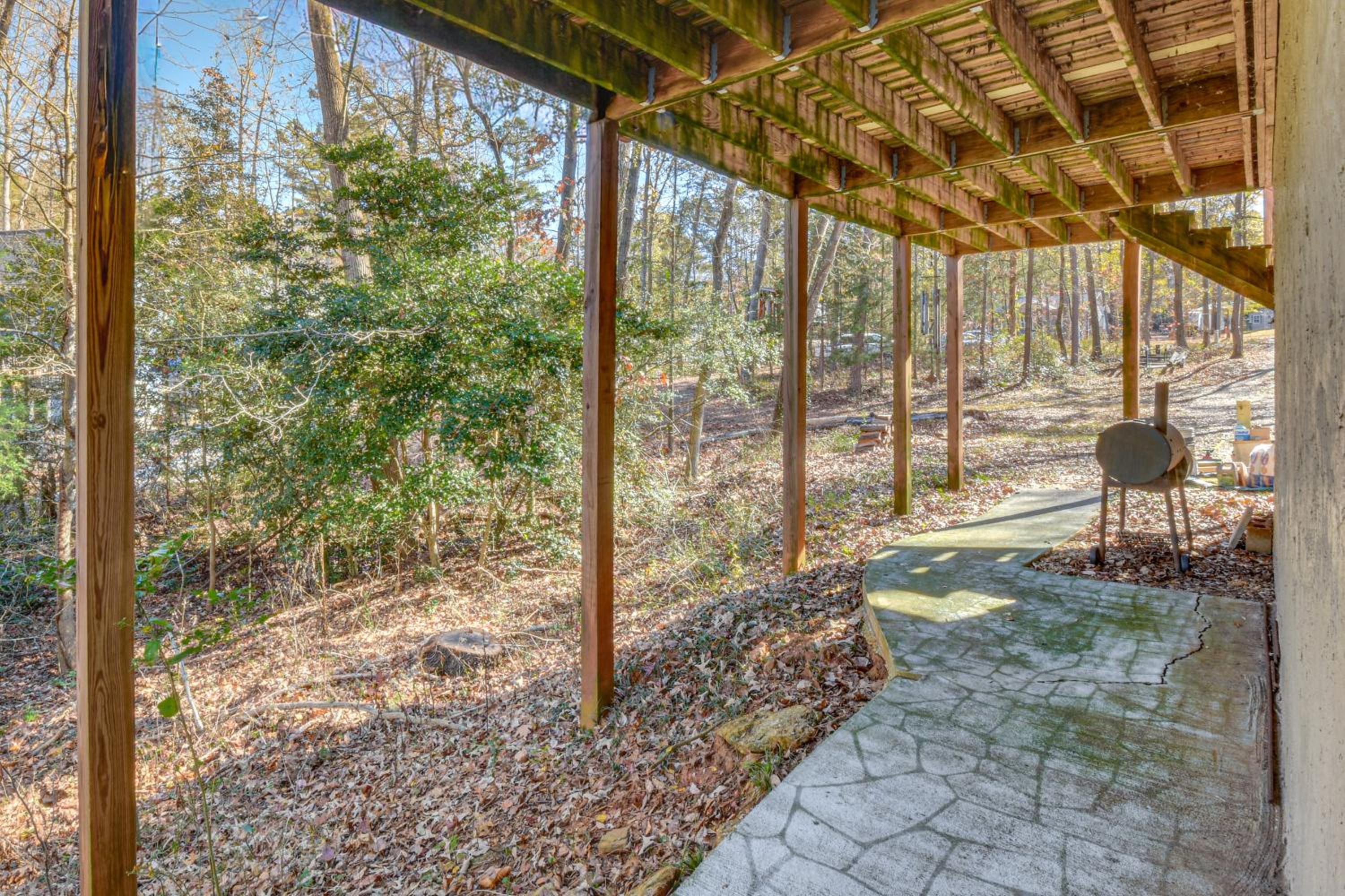 Private Lakefront Home with Views and Dock in Hartwell