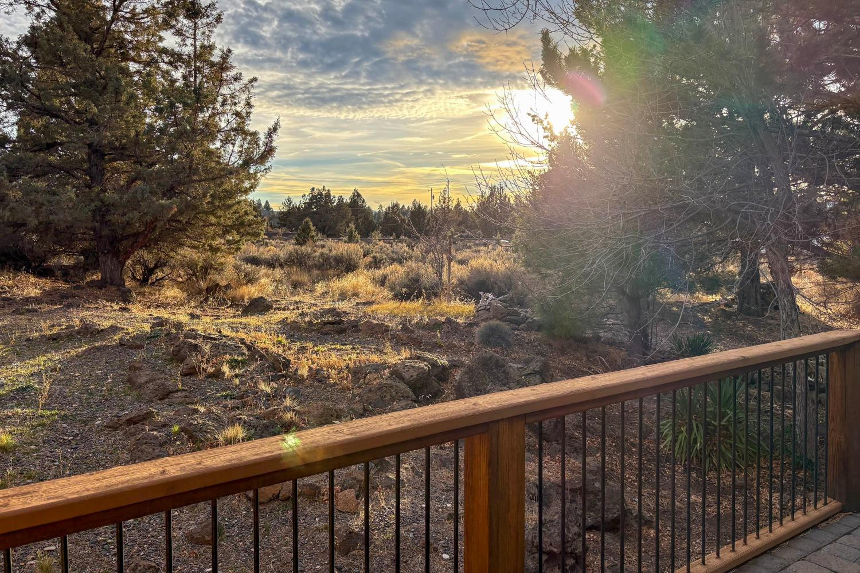 Next to 600 Acres of Public Land! Bend Ranch Home