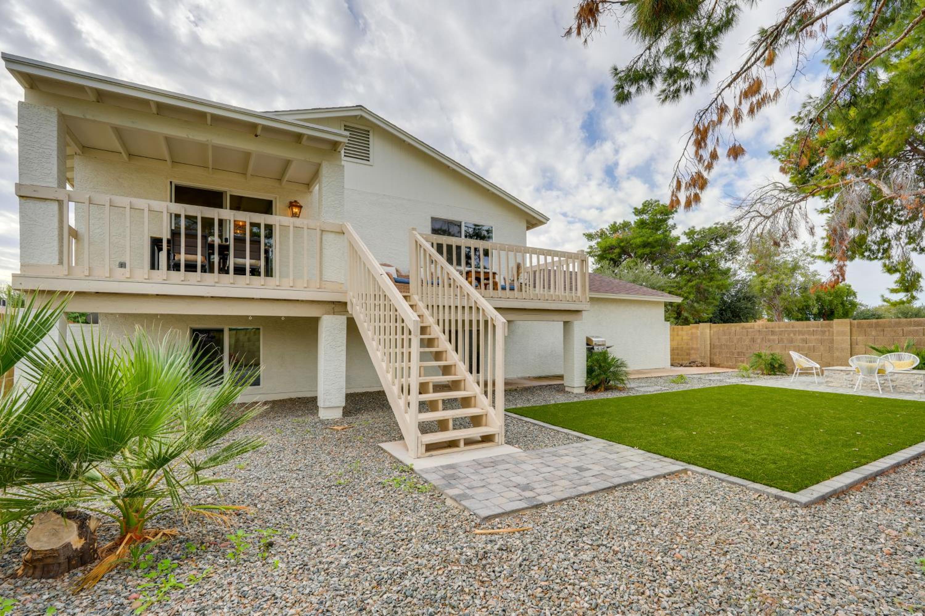 2 Mi to Dtwn Gorgeous Gilbert Gem with Private Yard