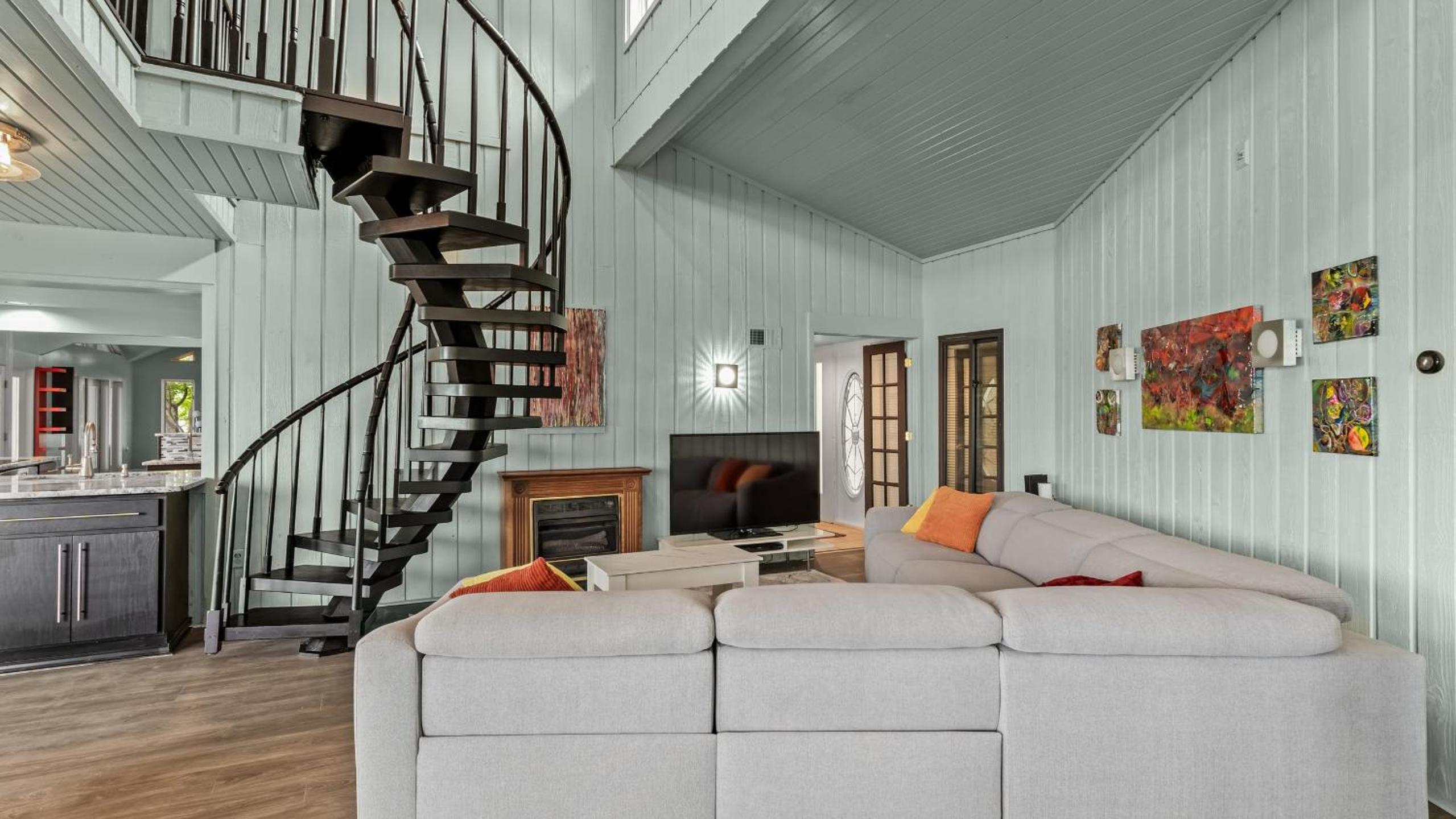 Waterfront Stay w Canoes Deck Game Room Lake Views Near Mooresville Renwick Cove by AvantStay