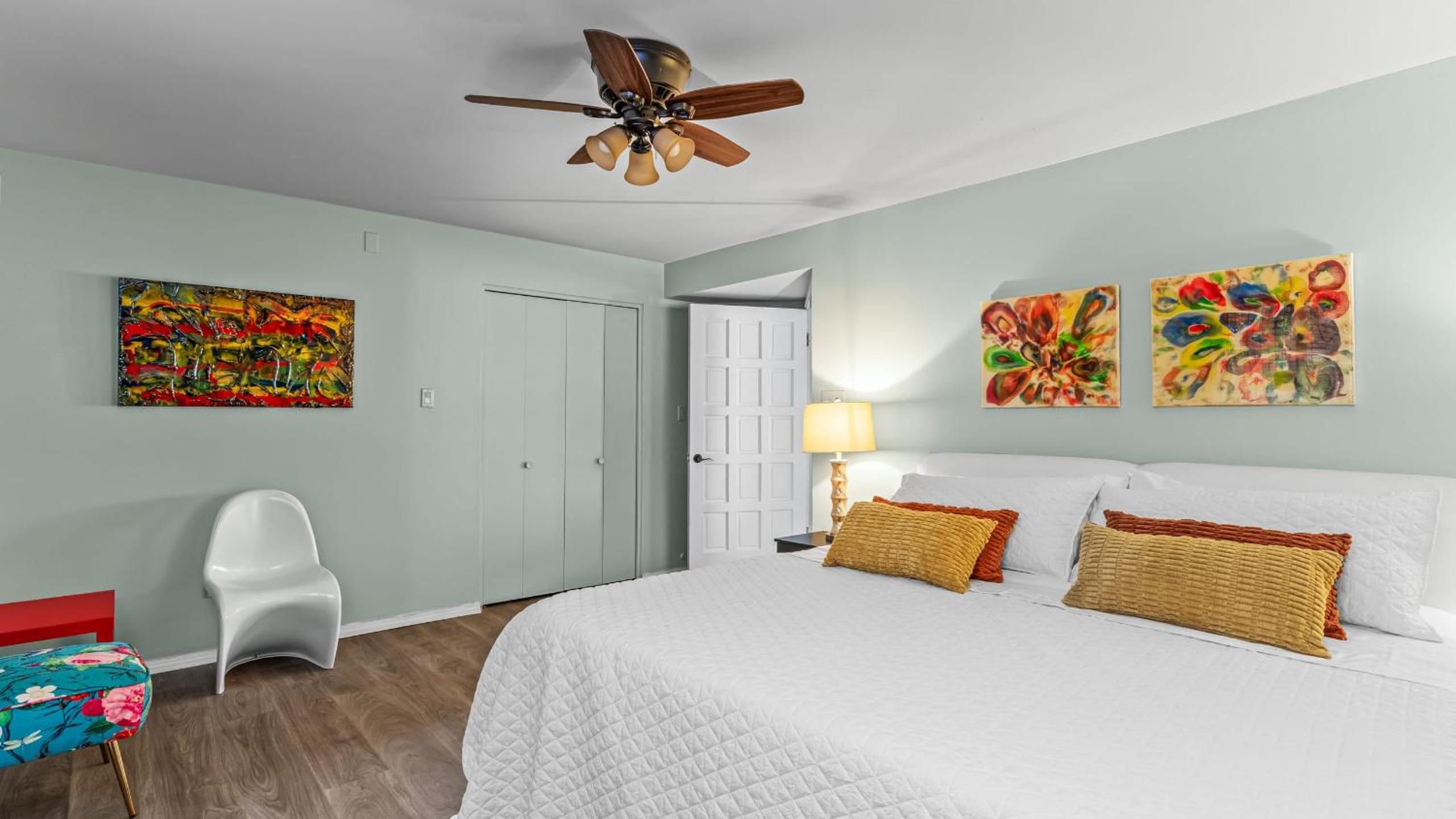 Waterfront Stay w Canoes Deck Game Room Lake Views Near Mooresville Renwick Cove by AvantStay