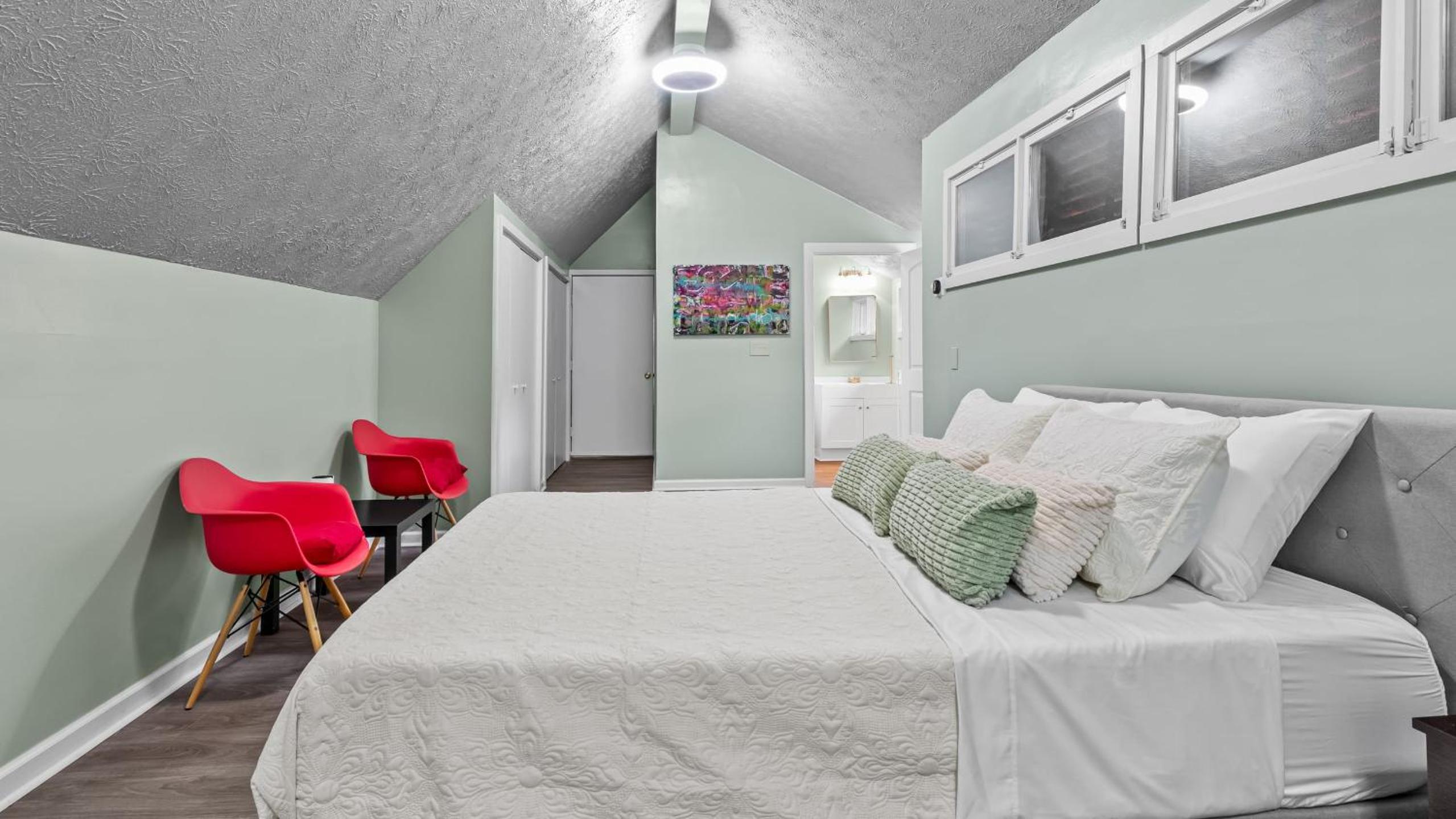 Waterfront Stay w Canoes Deck Game Room Lake Views Near Mooresville Renwick Cove by AvantStay