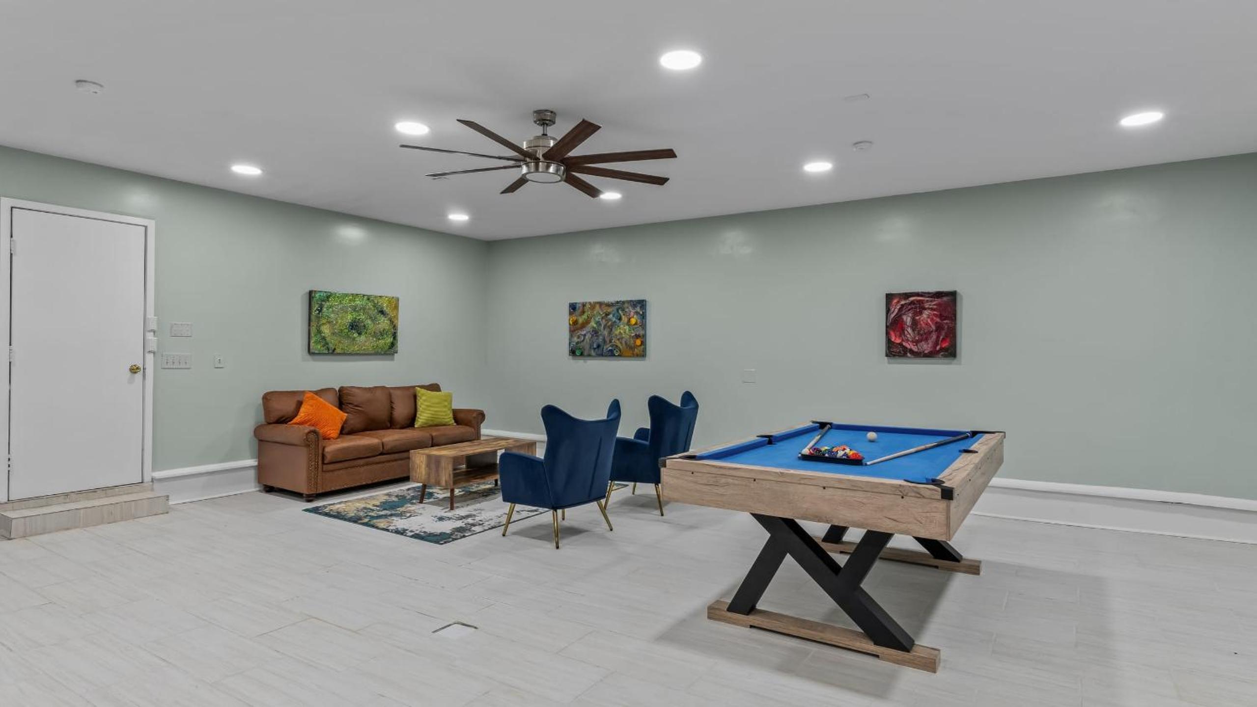 Waterfront Stay w Canoes Deck Game Room Lake Views Near Mooresville Renwick Cove by AvantStay
