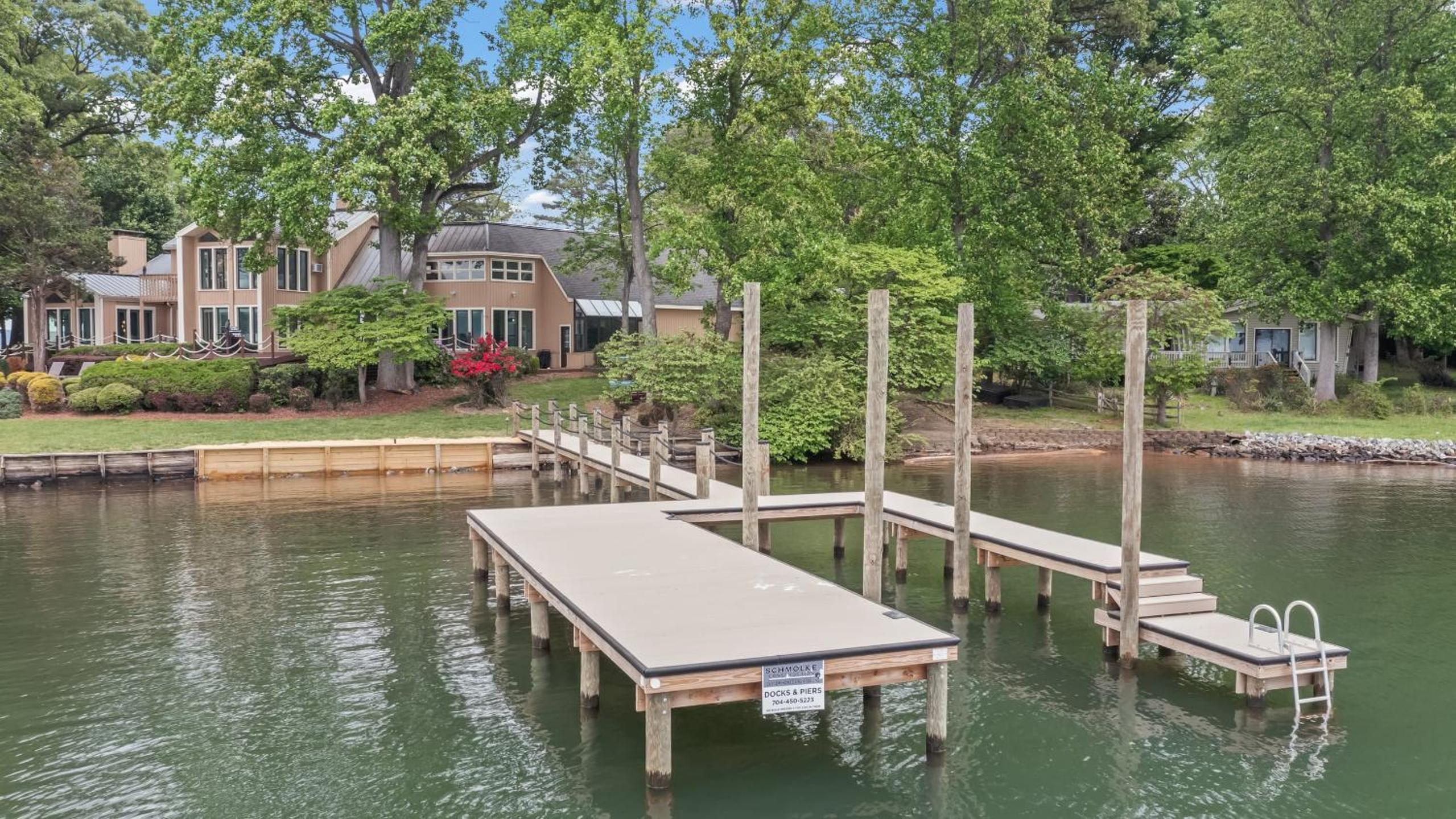 Waterfront Stay w Canoes Deck Game Room Lake Views Near Mooresville Renwick Cove by AvantStay