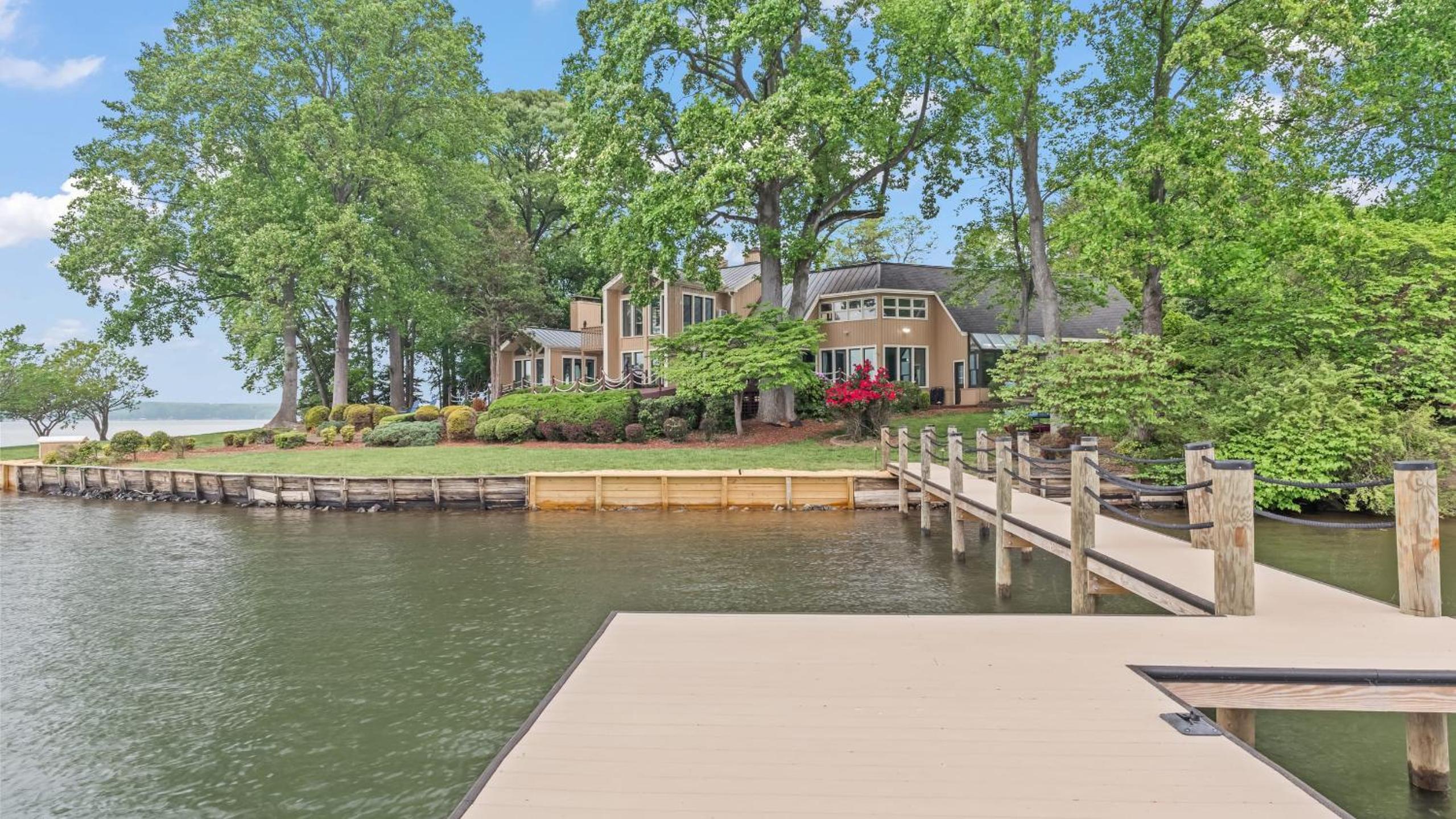Waterfront Stay w Canoes Deck Game Room Lake Views Near Mooresville Renwick Cove by AvantStay