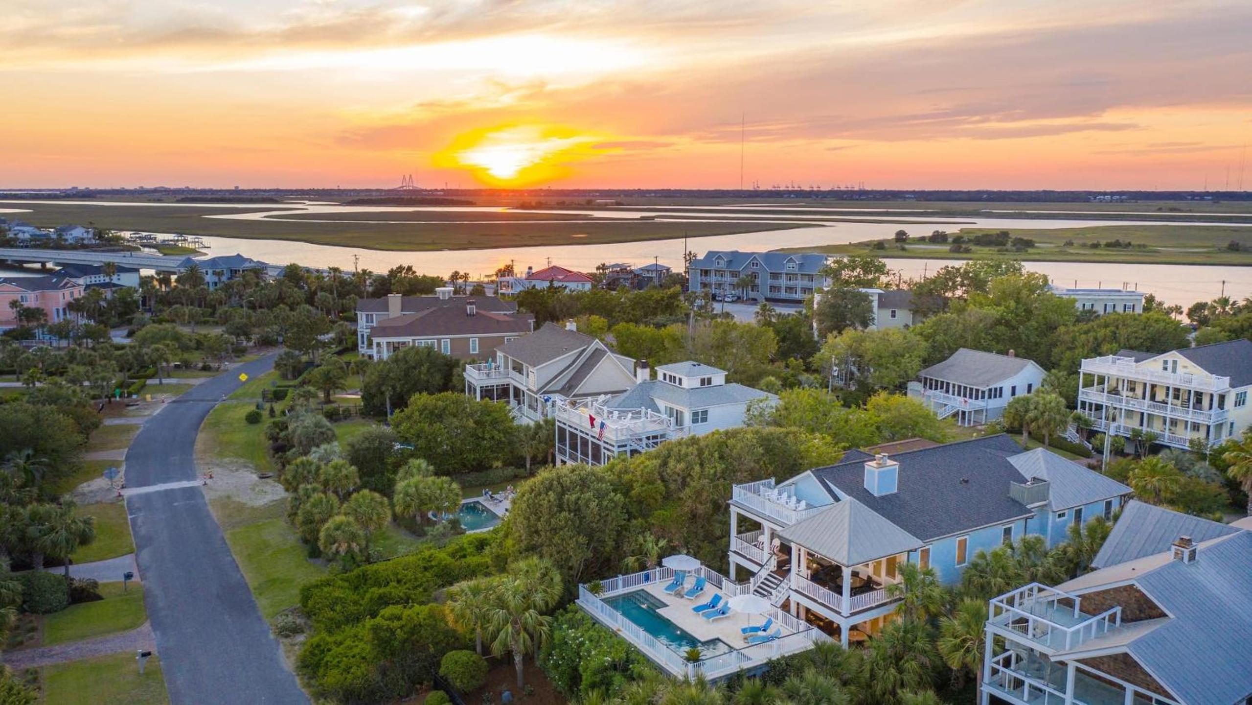 Beachside Stay with Pool Two Decks Rooftop Lounge Steps to Front Beach IOP Beachhouse by AvantStay