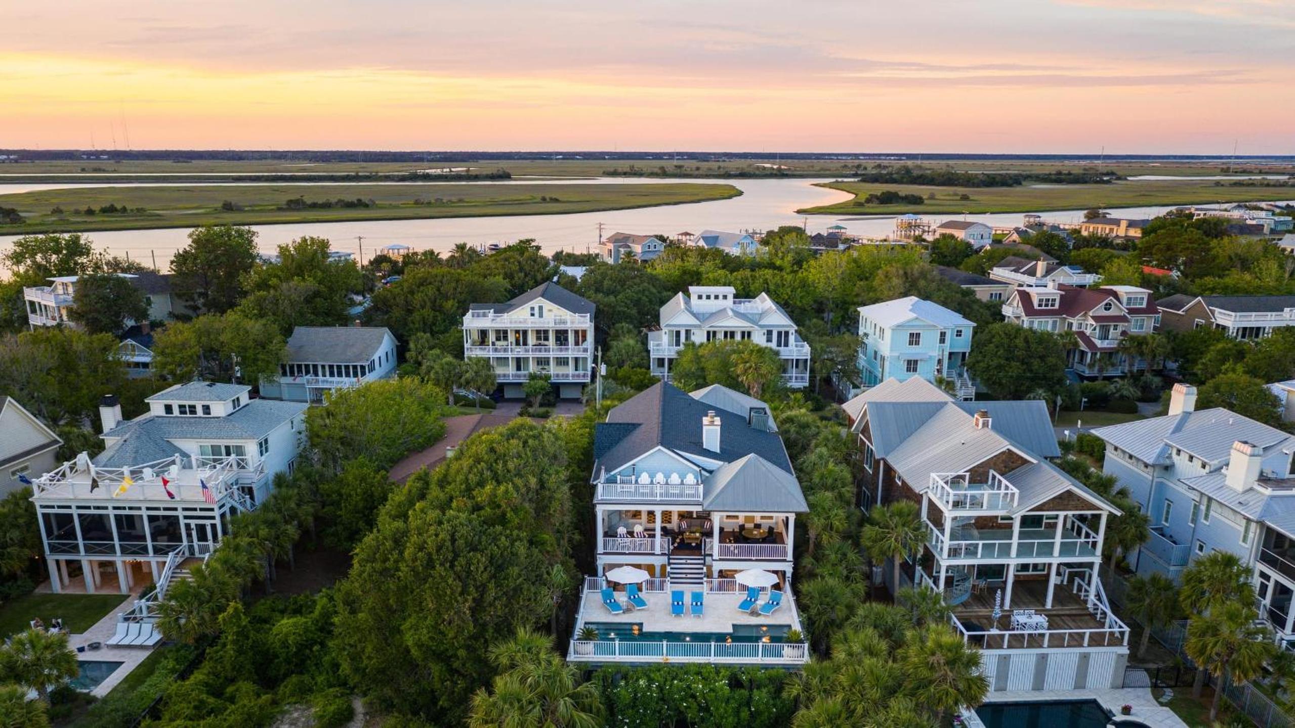 Beachside Stay with Pool Two Decks Rooftop Lounge Steps to Front Beach IOP Beachhouse by AvantStay