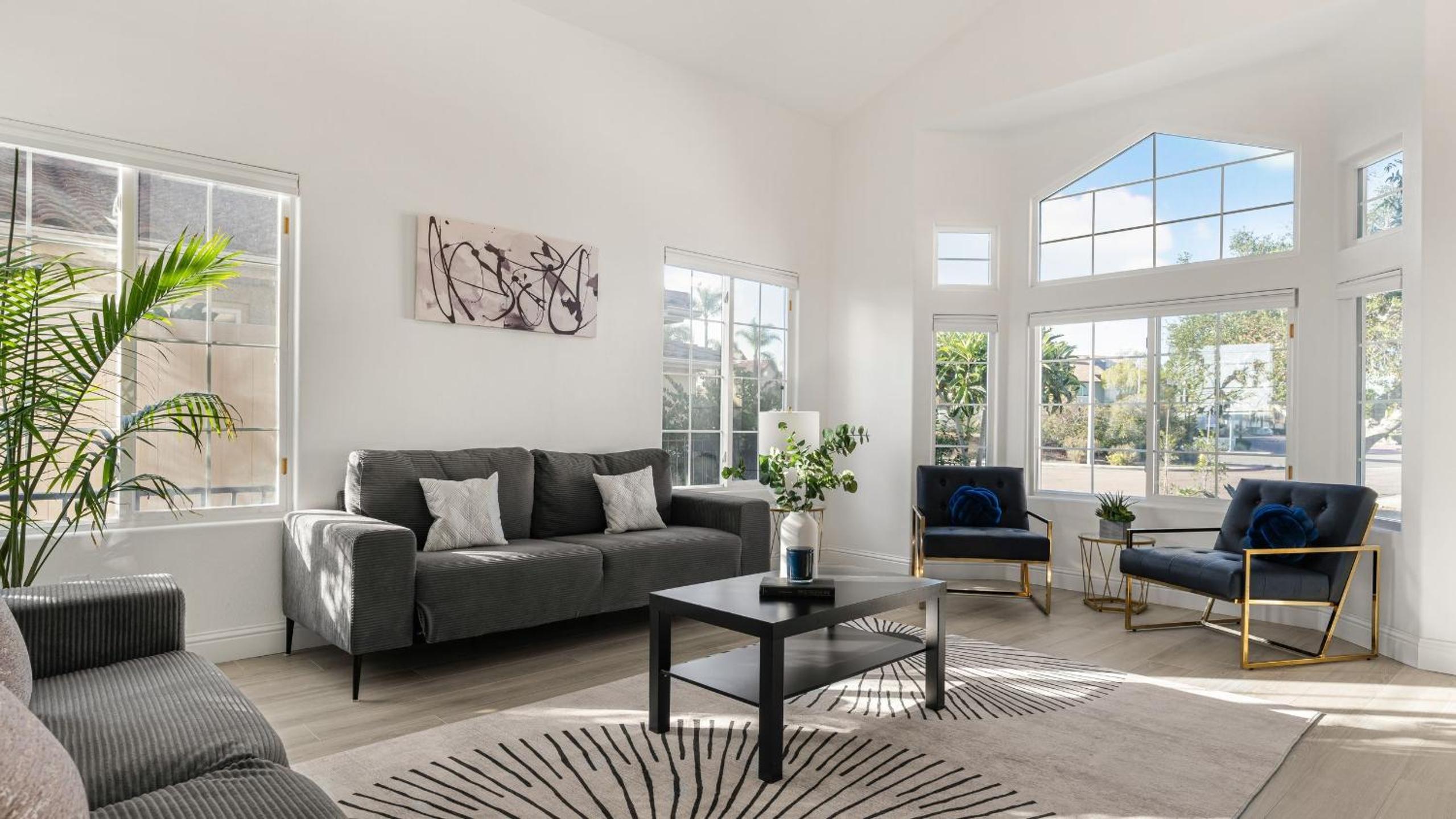 Vista del Sol by AvantStay Bright Hilltop Stay Patio Views Premium Kitchen Space for Groups