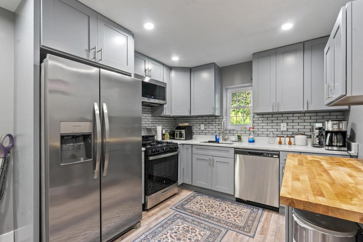 Spacious Home In Troy
