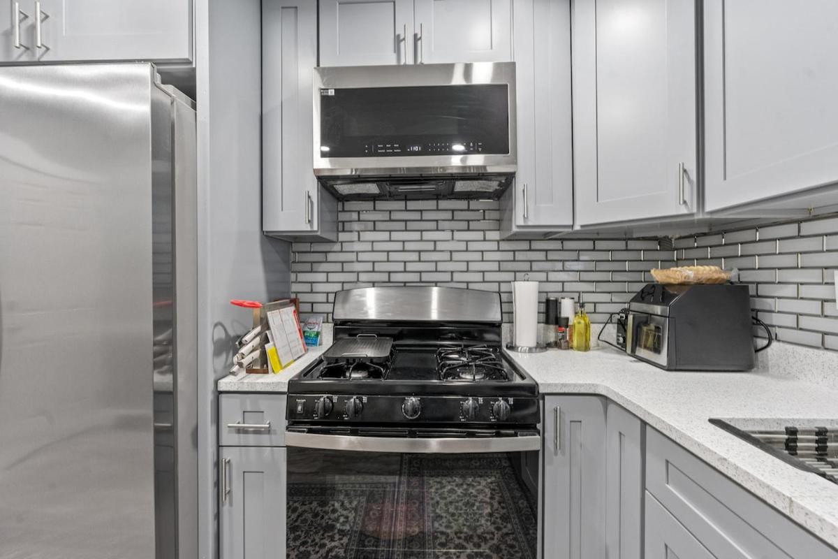 Spacious Home In Troy