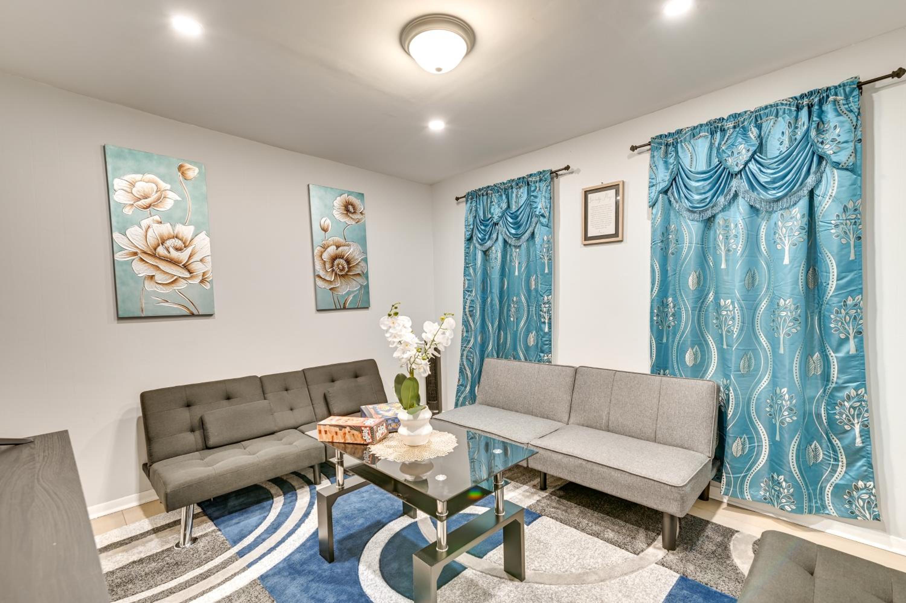 Walk to Local Eats! Updated Schenectady Apartment