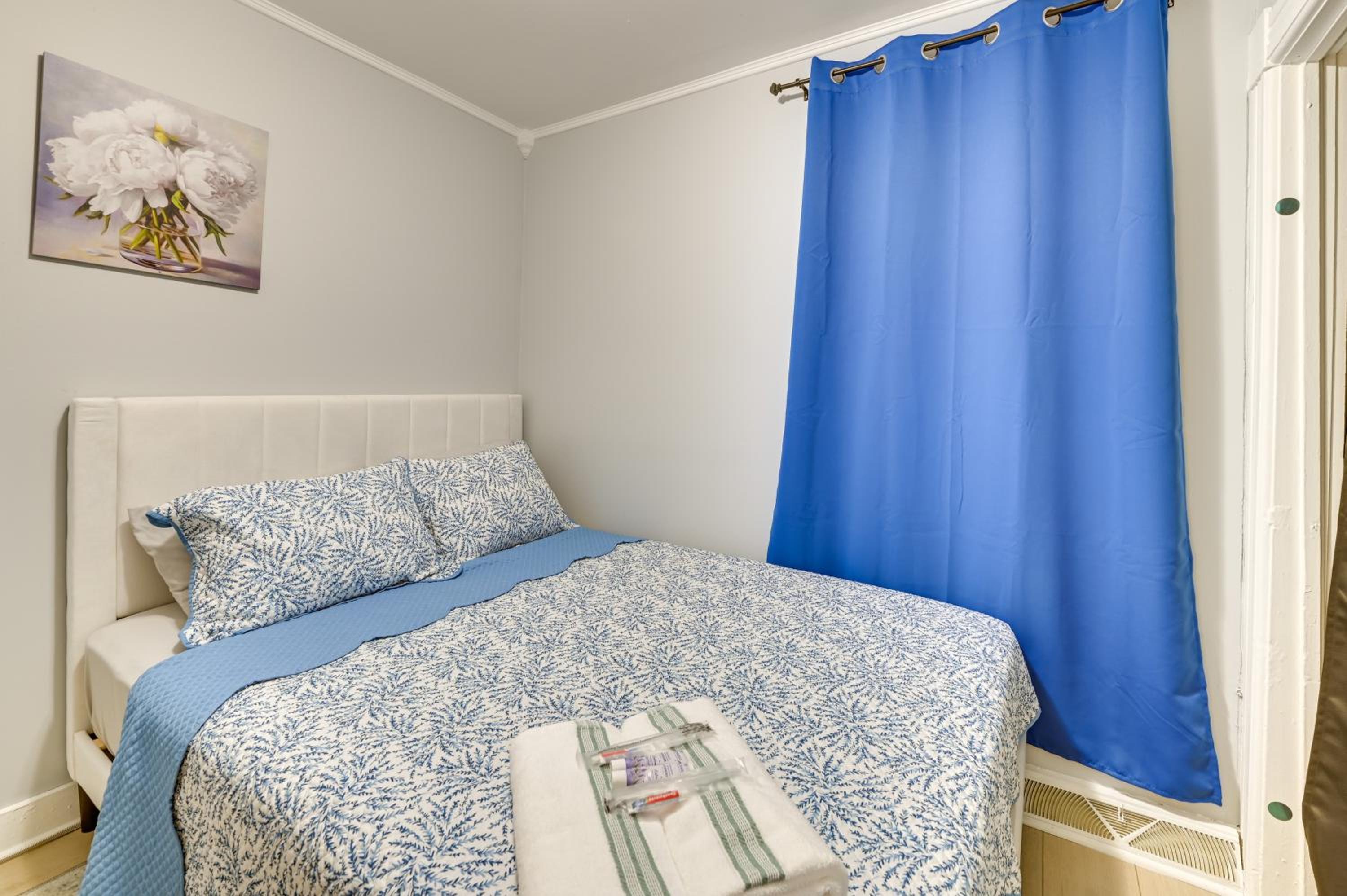 Walk to Local Eats! Updated Schenectady Apartment