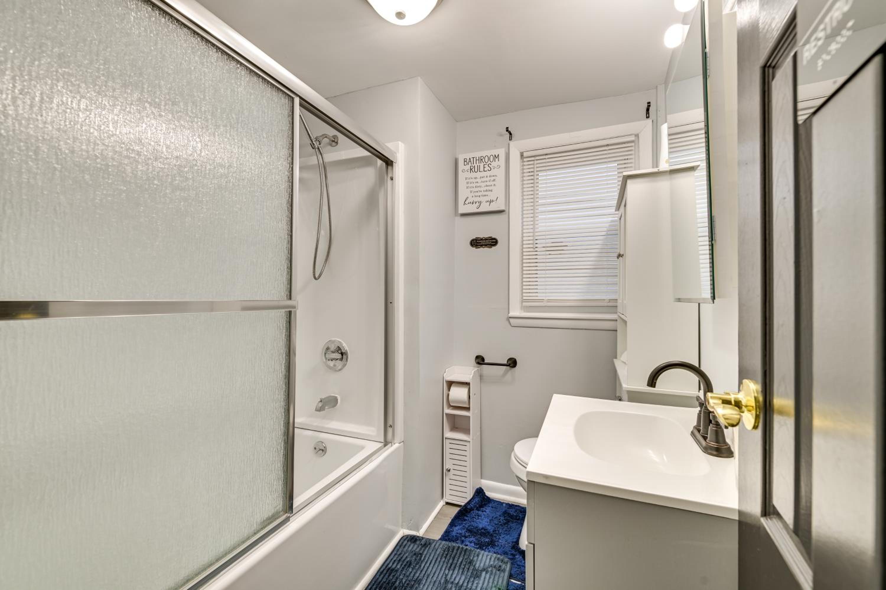 Walk to Local Eats! Updated Schenectady Apartment