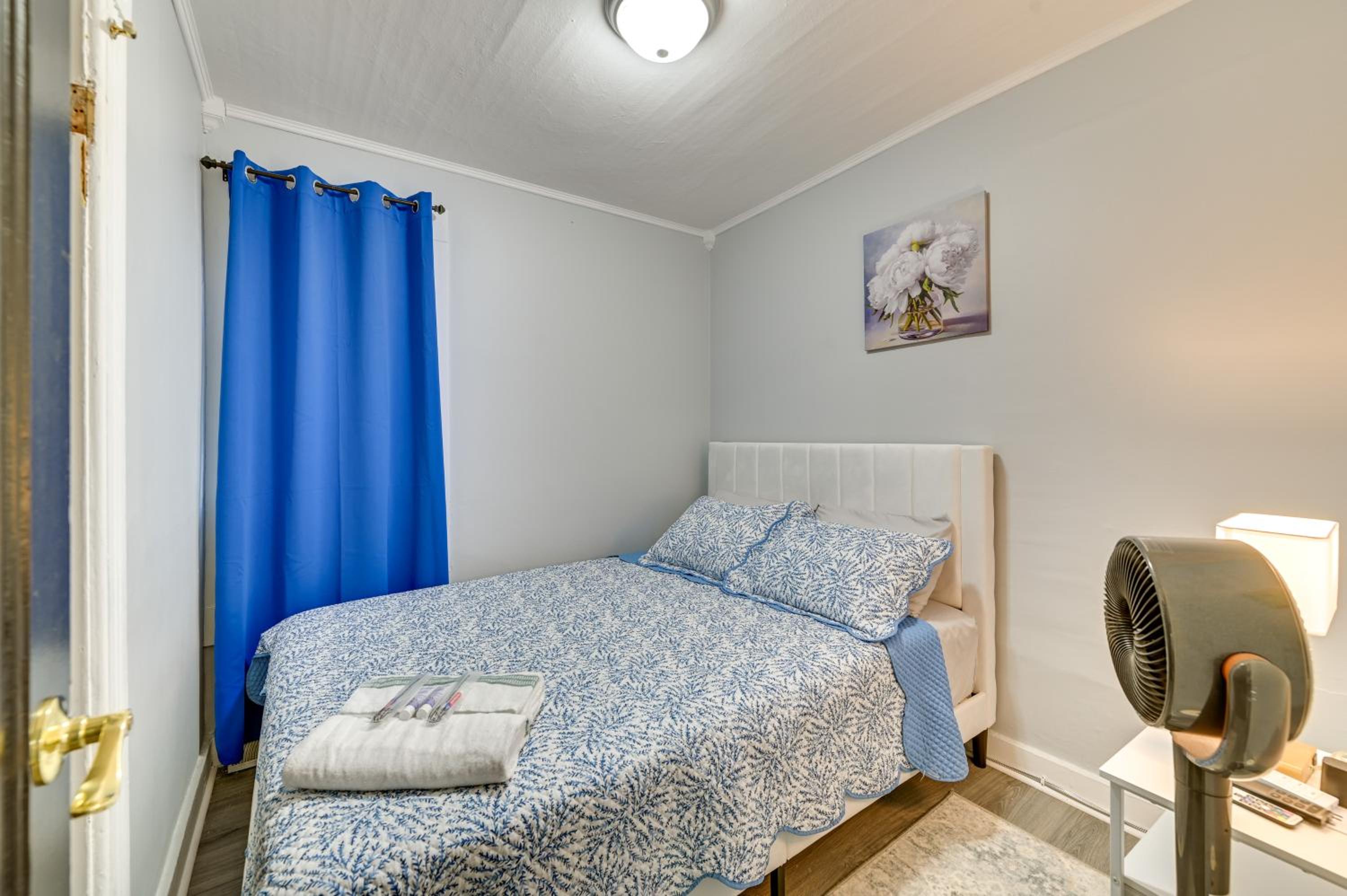Walk to Local Eats! Updated Schenectady Apartment