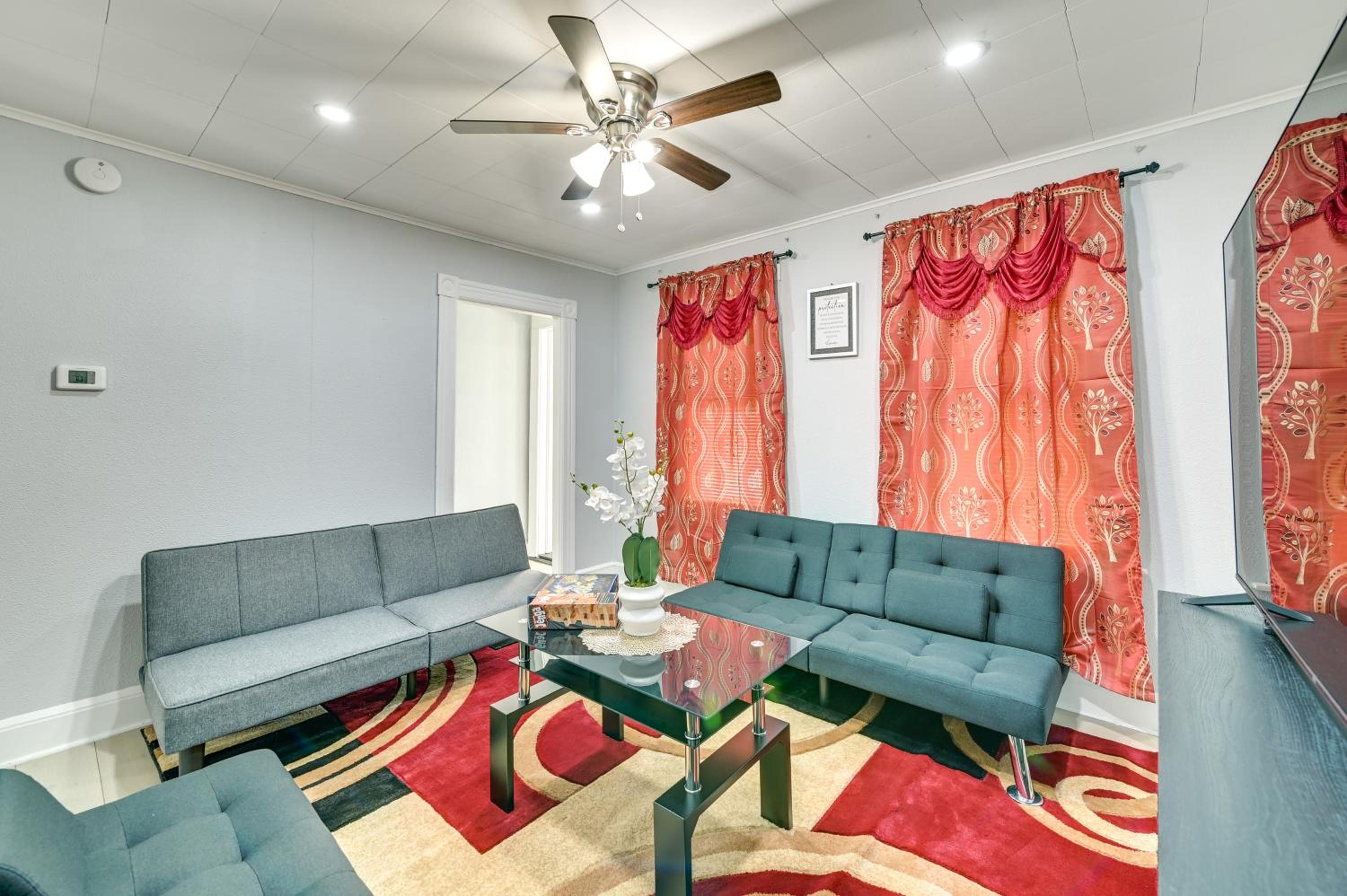 2 Mi to Union College! Newly Renovated Apartment