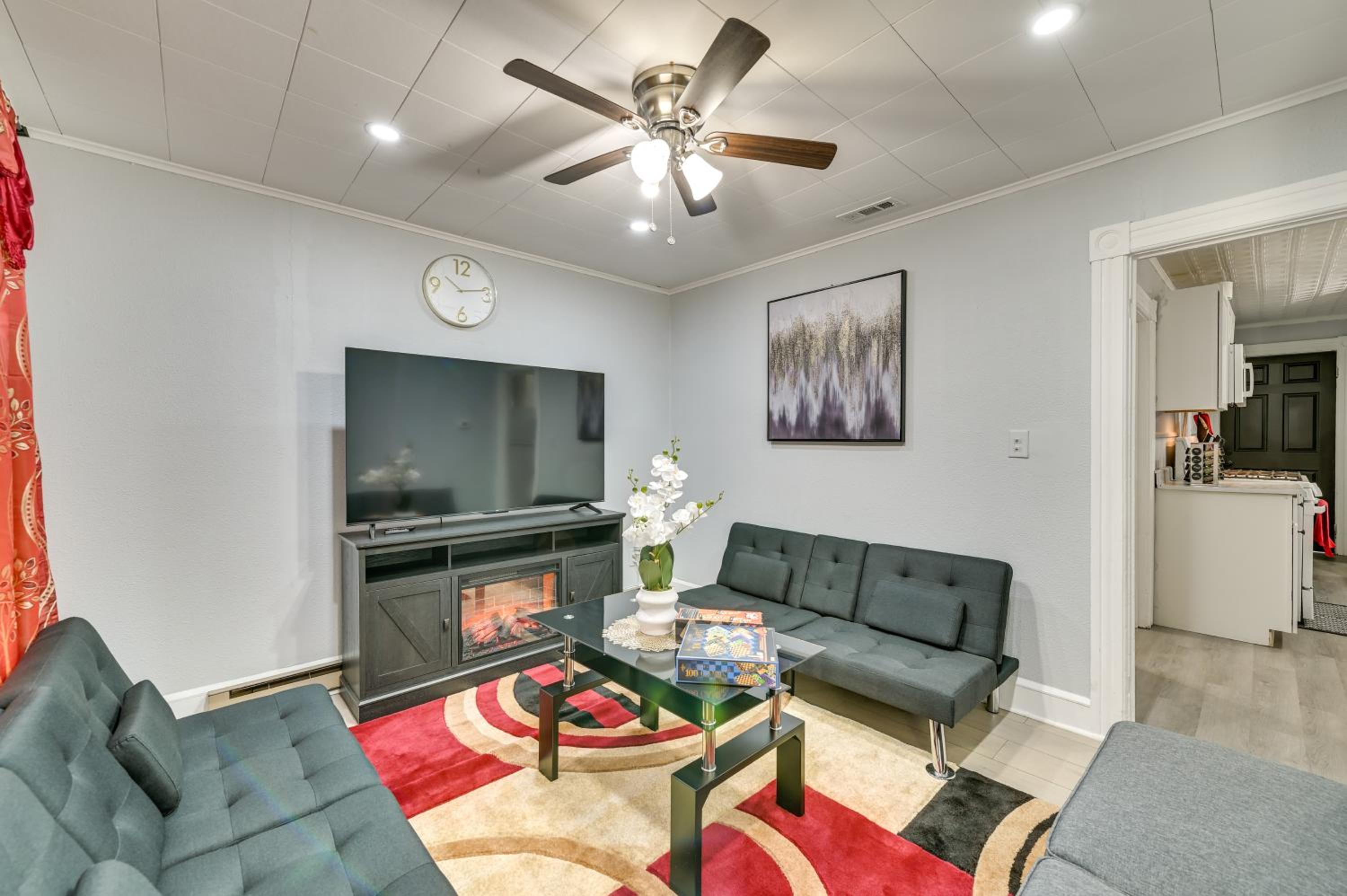 2 Mi to Union College! Newly Renovated Apartment