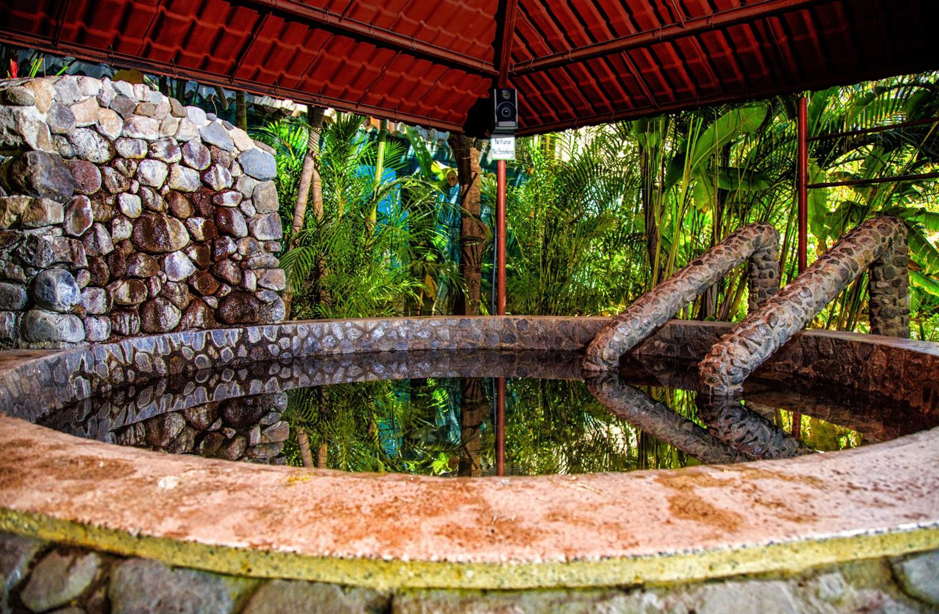 Panajachel Vacations - Regis Hotel Spa - Property Image 1