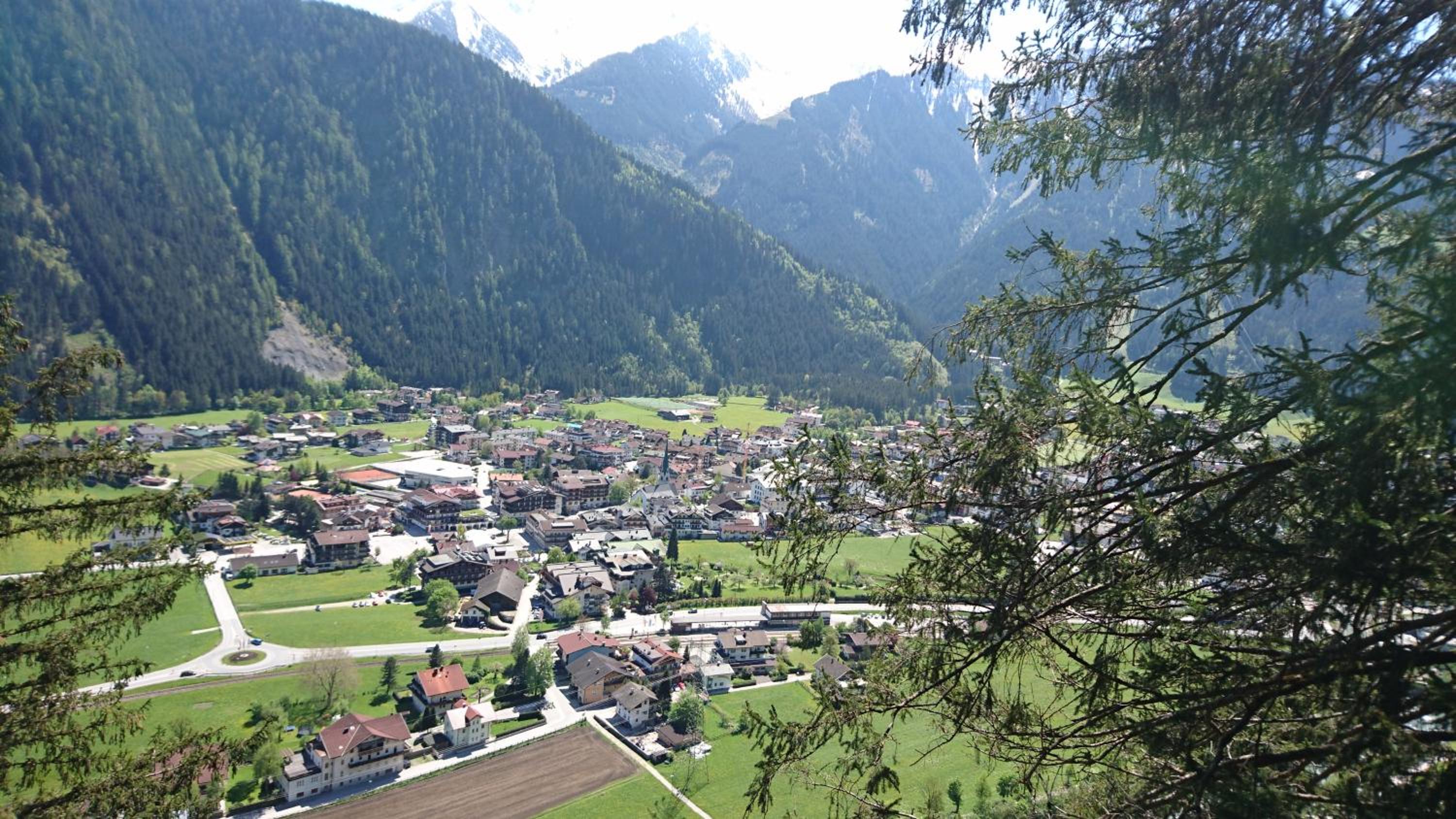 Appartements Rieser - im Herzen von Mayrhofen - sonniger Balkon - 3 Schlafzimmer