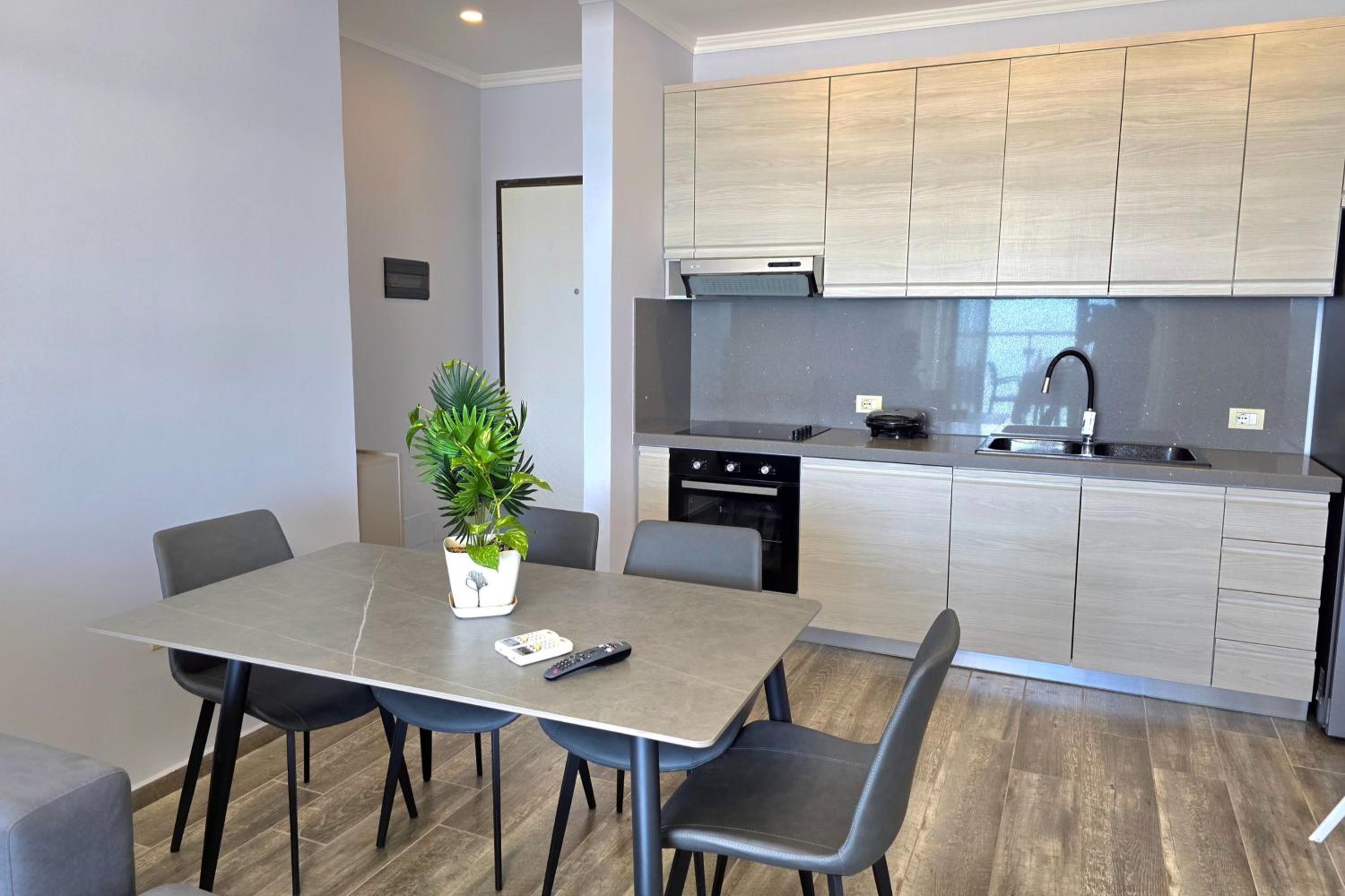 Beachfront & Sea View Apartment 101 - Happy Rentals