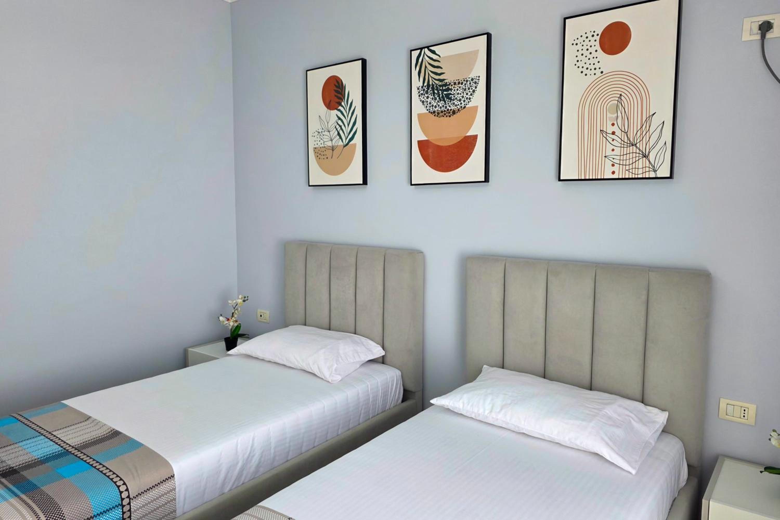 Beachfront & Sea View Apartment 101 - Happy Rentals