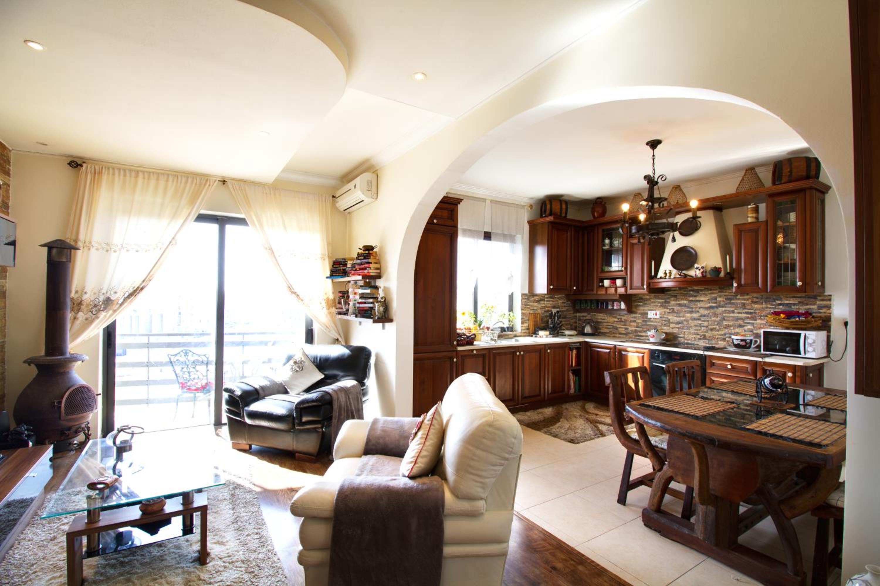 Sunshine Court photo 1
