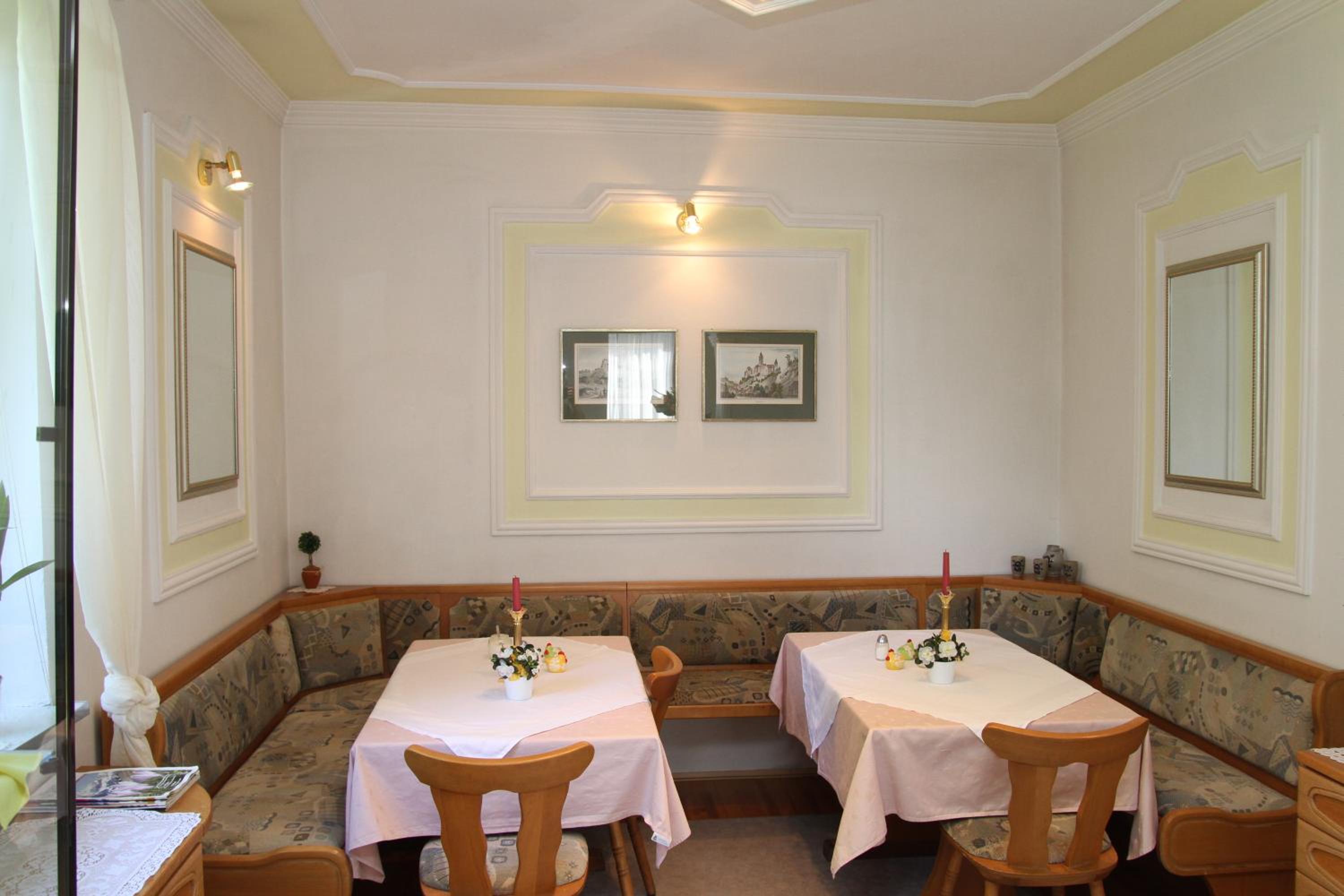 Romantic-Pension Albrecht - Villa next to UNESCO World Heritage - since 1901