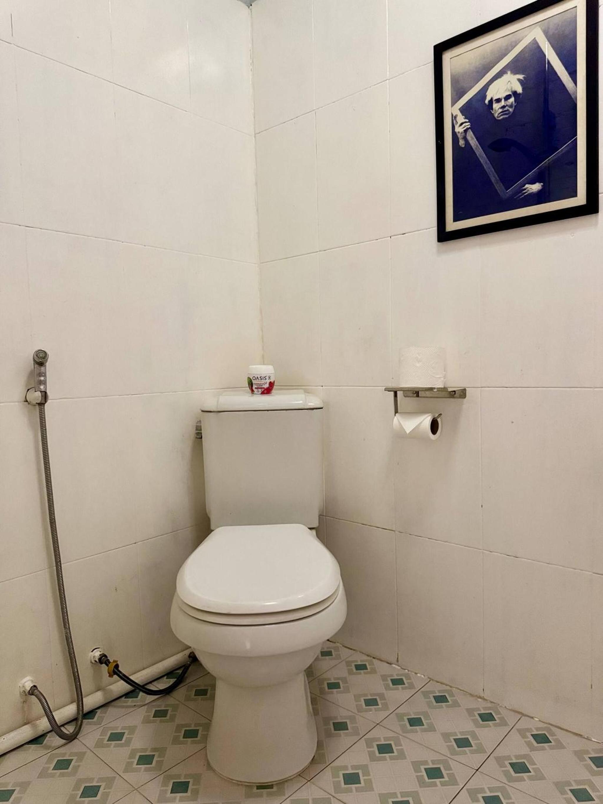 Cozy 1990s Khmer Style Flat in Heart of Tonle Bassac
