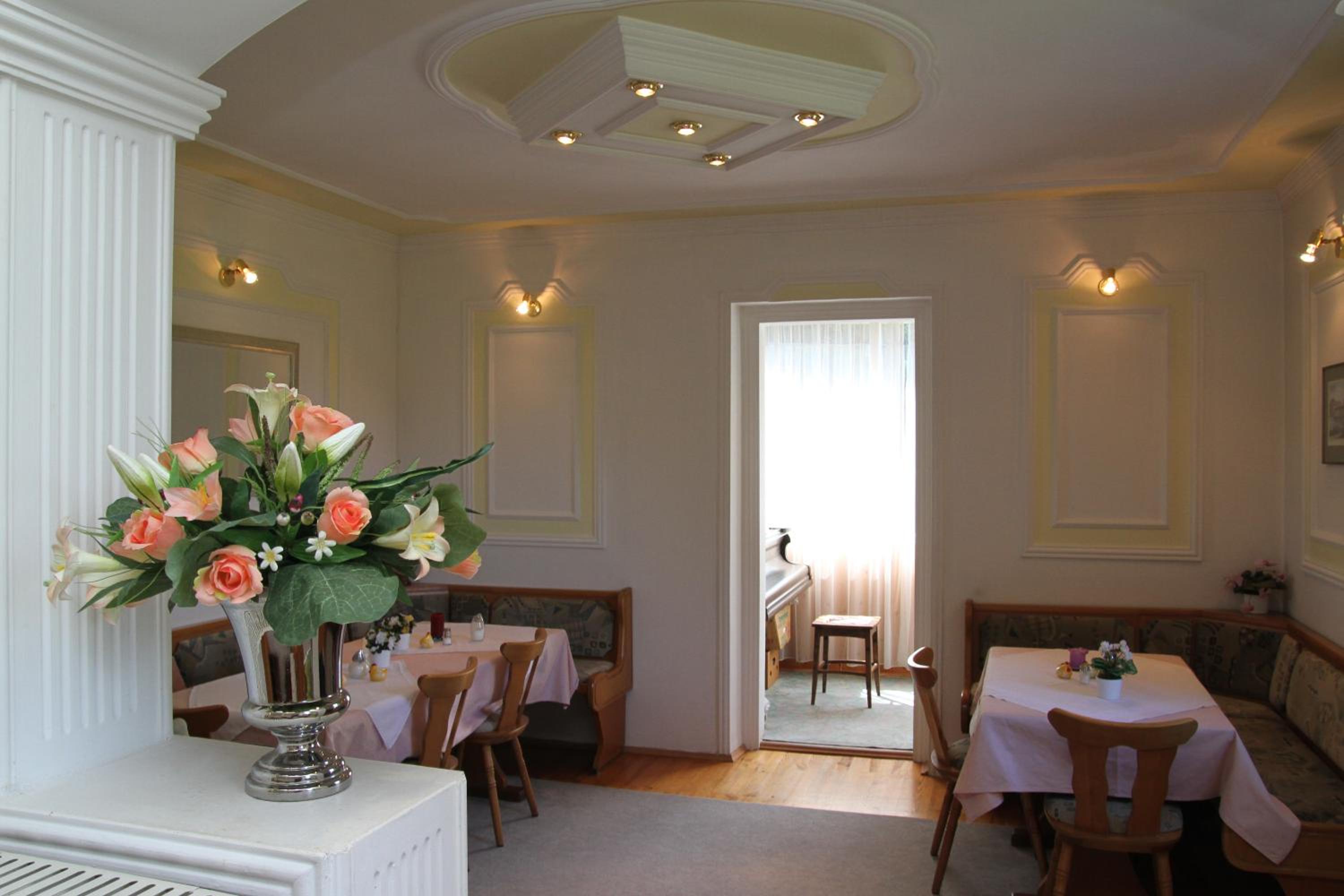 Romantic-Pension Albrecht - Villa next to UNESCO World Heritage - since 1901