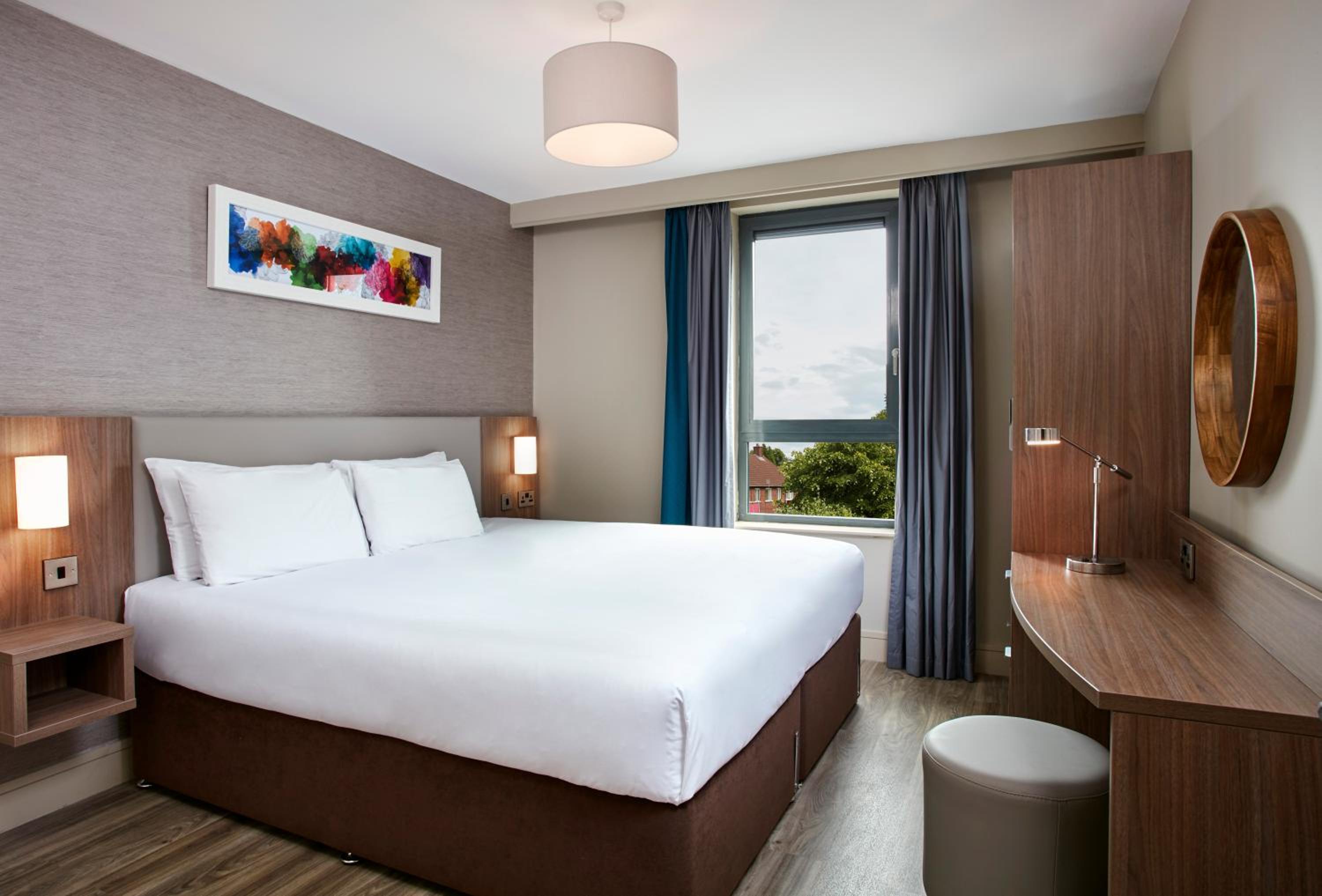 Cordia Serviced Apartments - Free on-site parking
