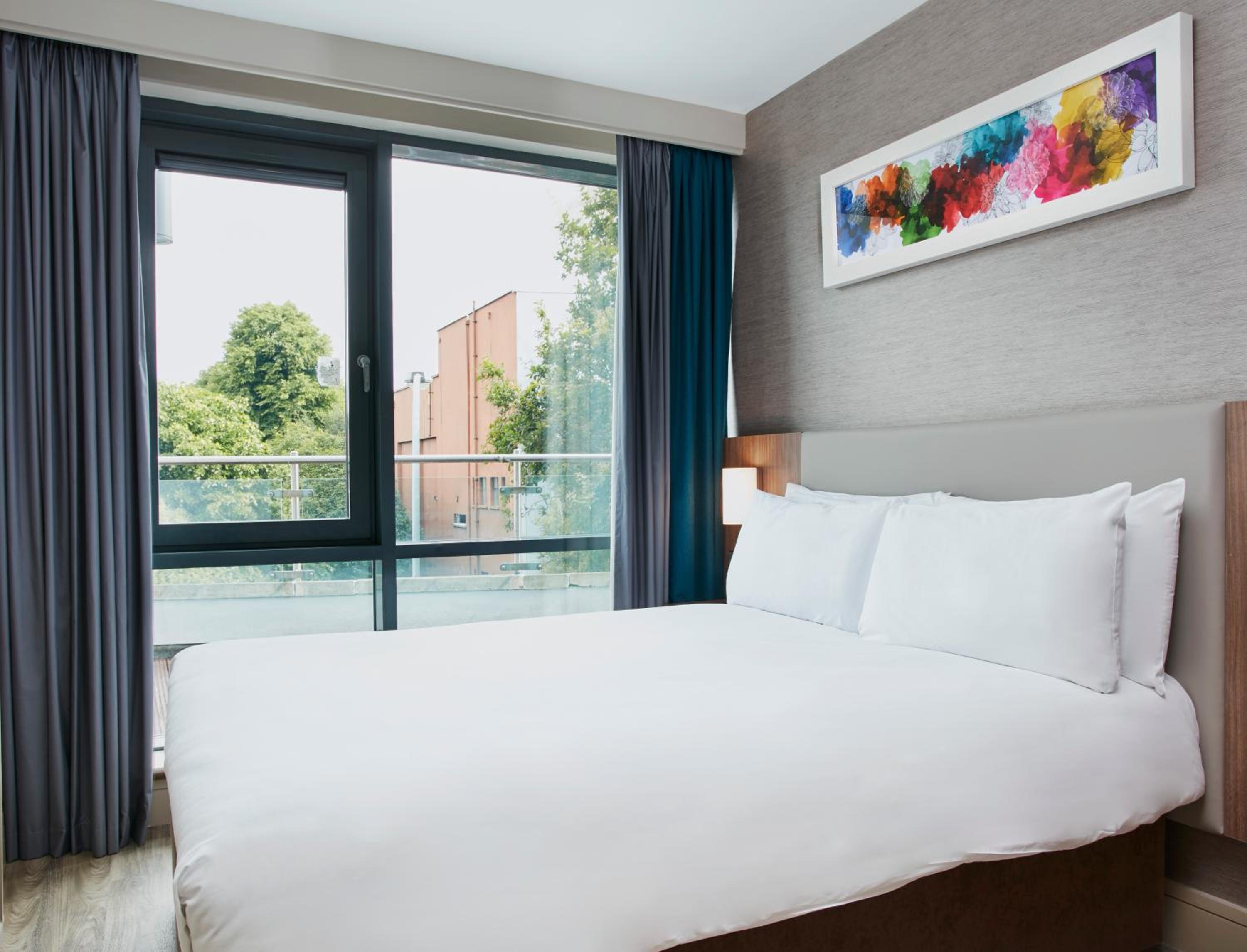 Cordia Serviced Apartments - Free on-site parking