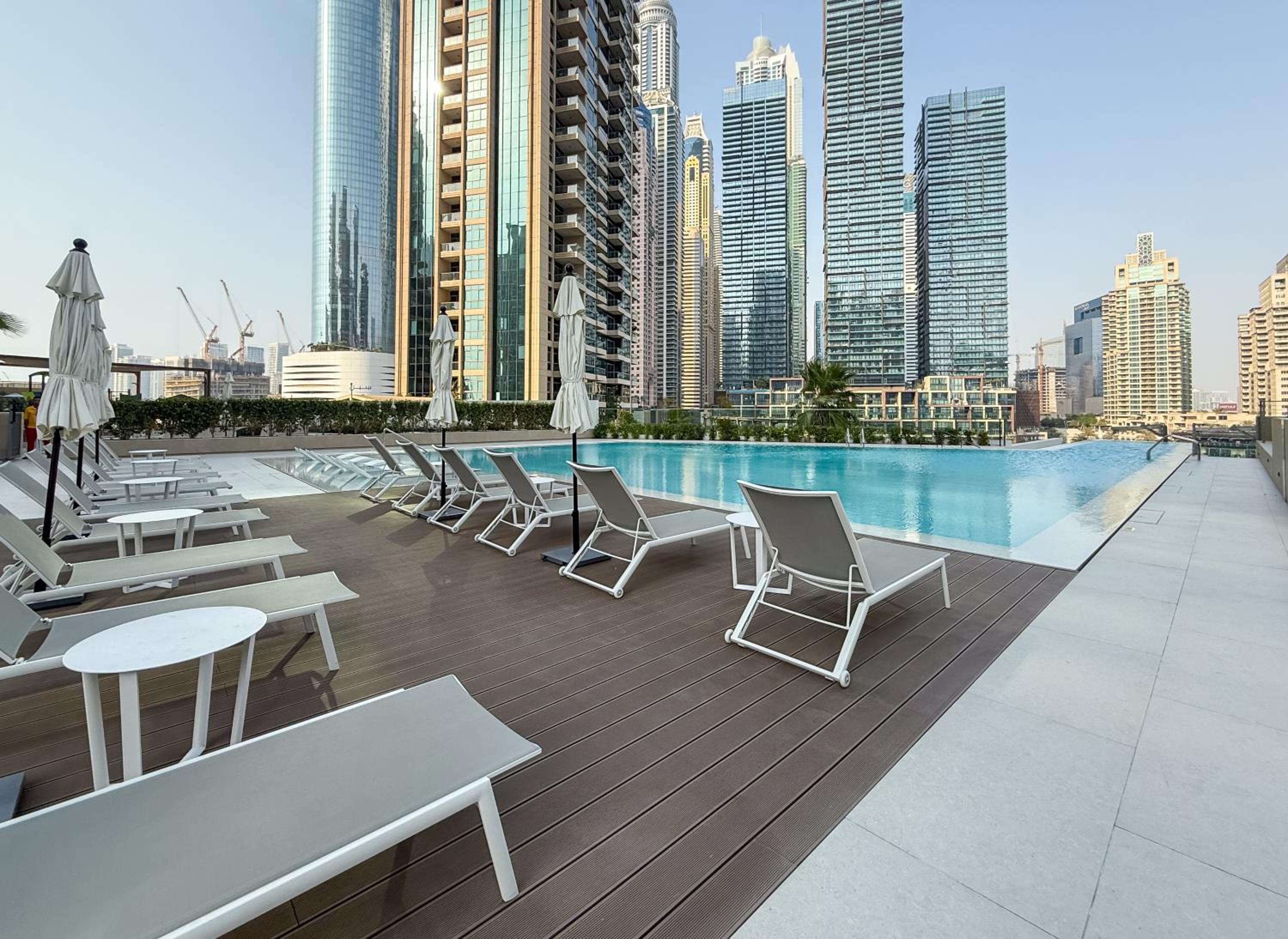 Luxury 1BR LIV Marina Modern with Marina View