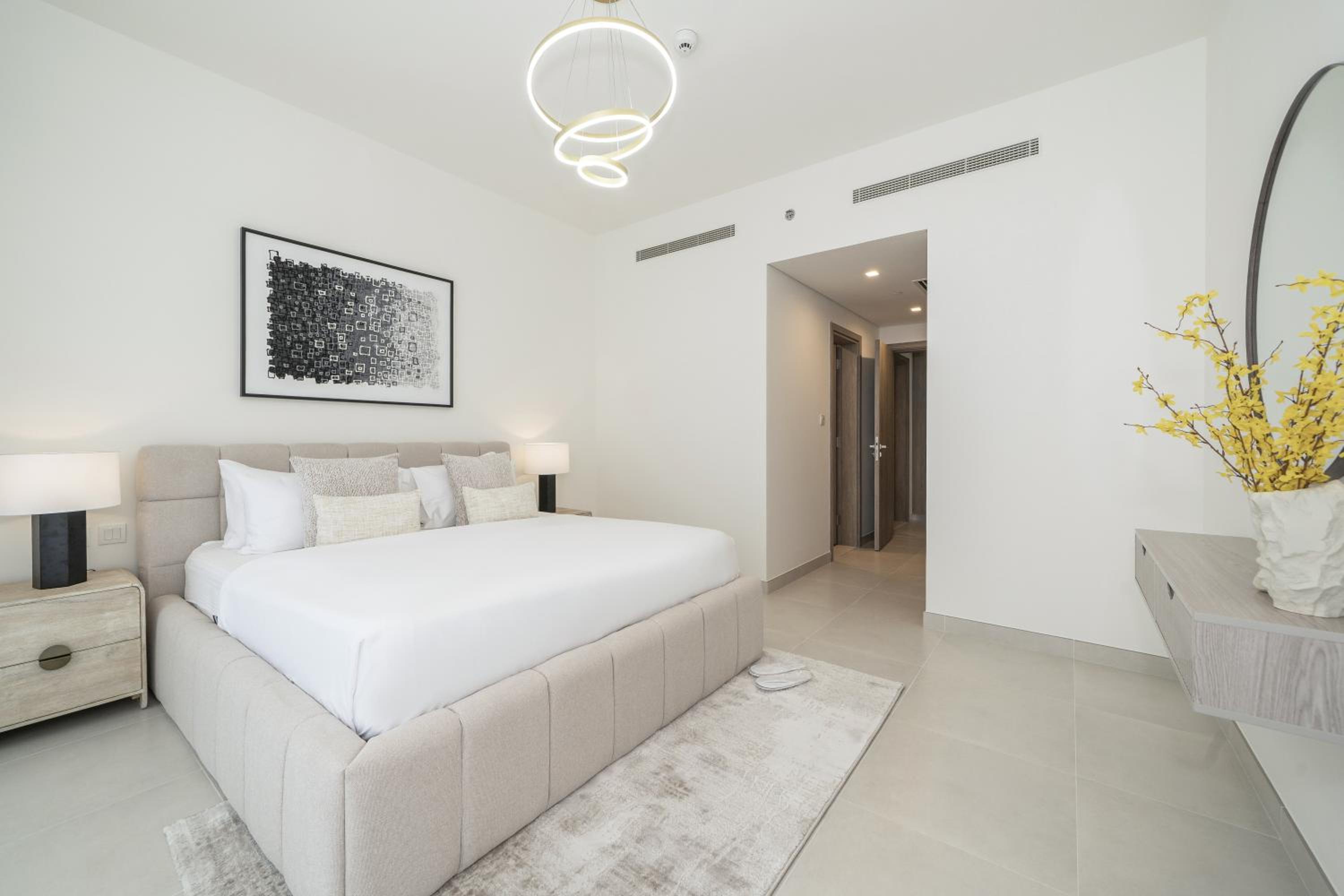 Luxury 1BR LIV Marina Modern with Marina View