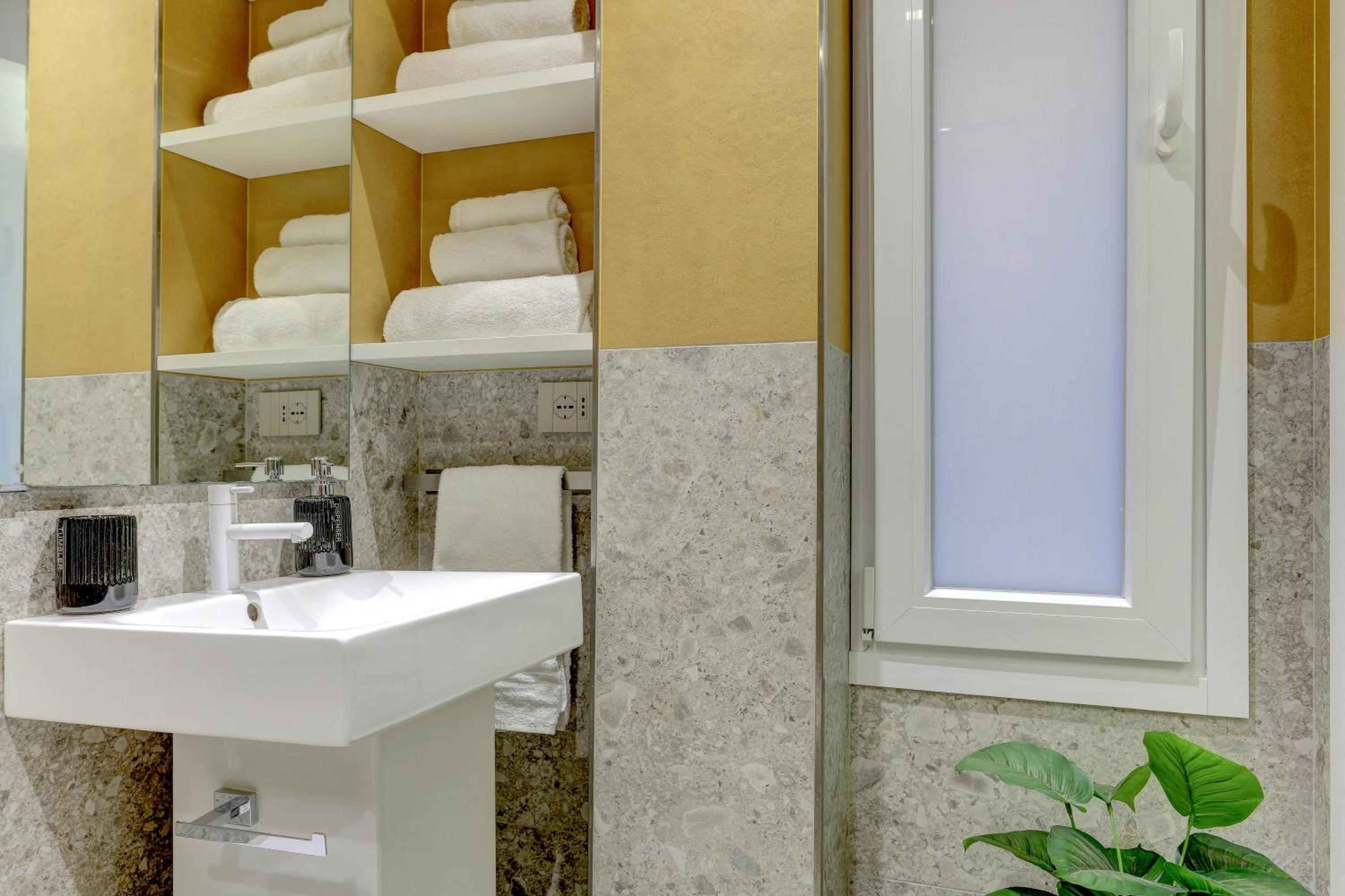 Rione Prati Boutique Suites