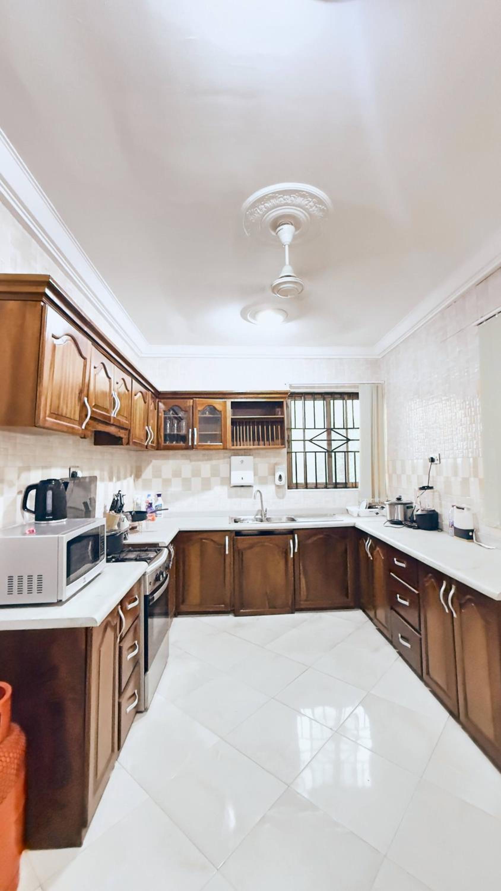 Entire First Floor with 3 en-suite bedrooms