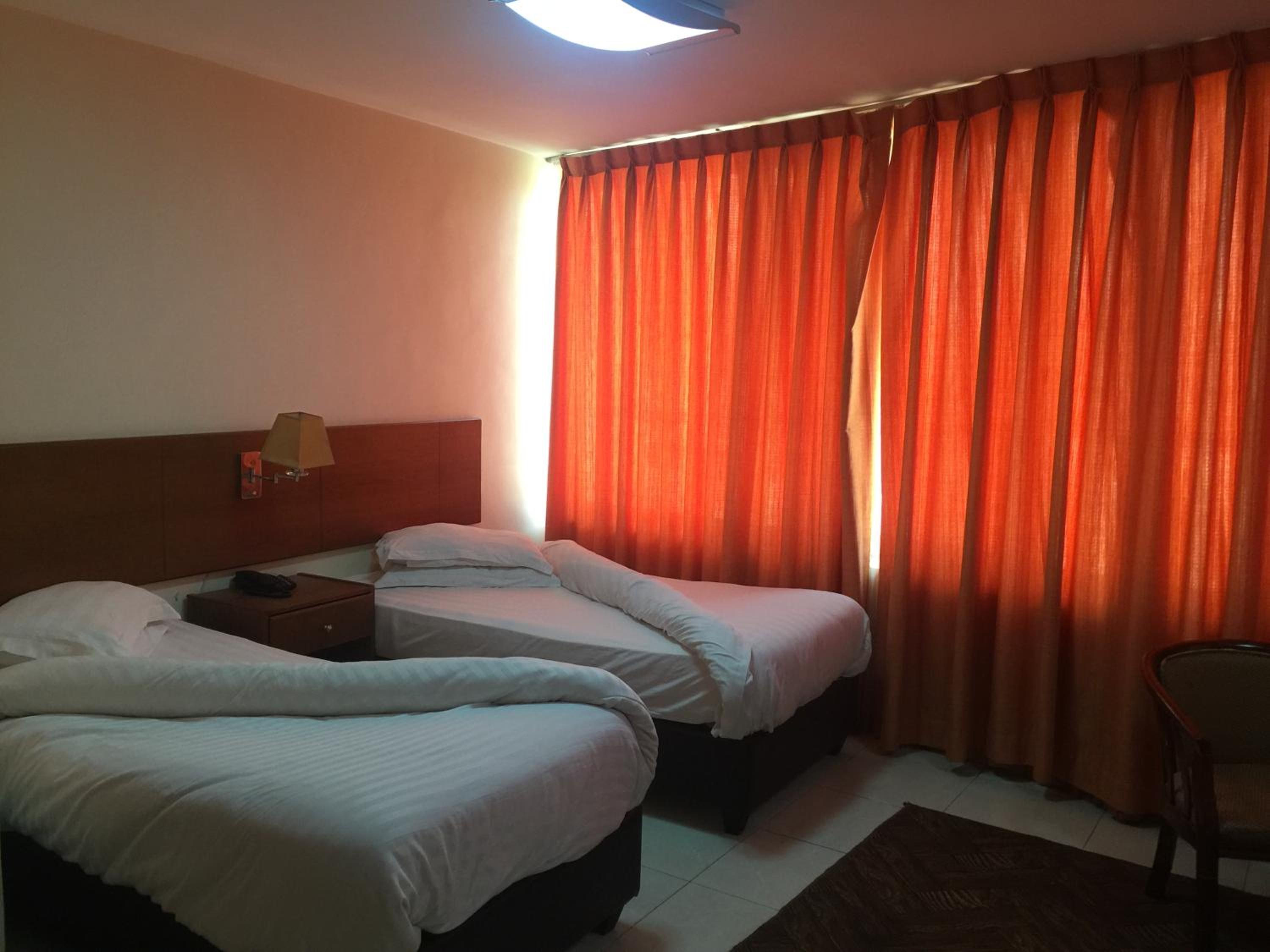 Zaina Plaza Hotel