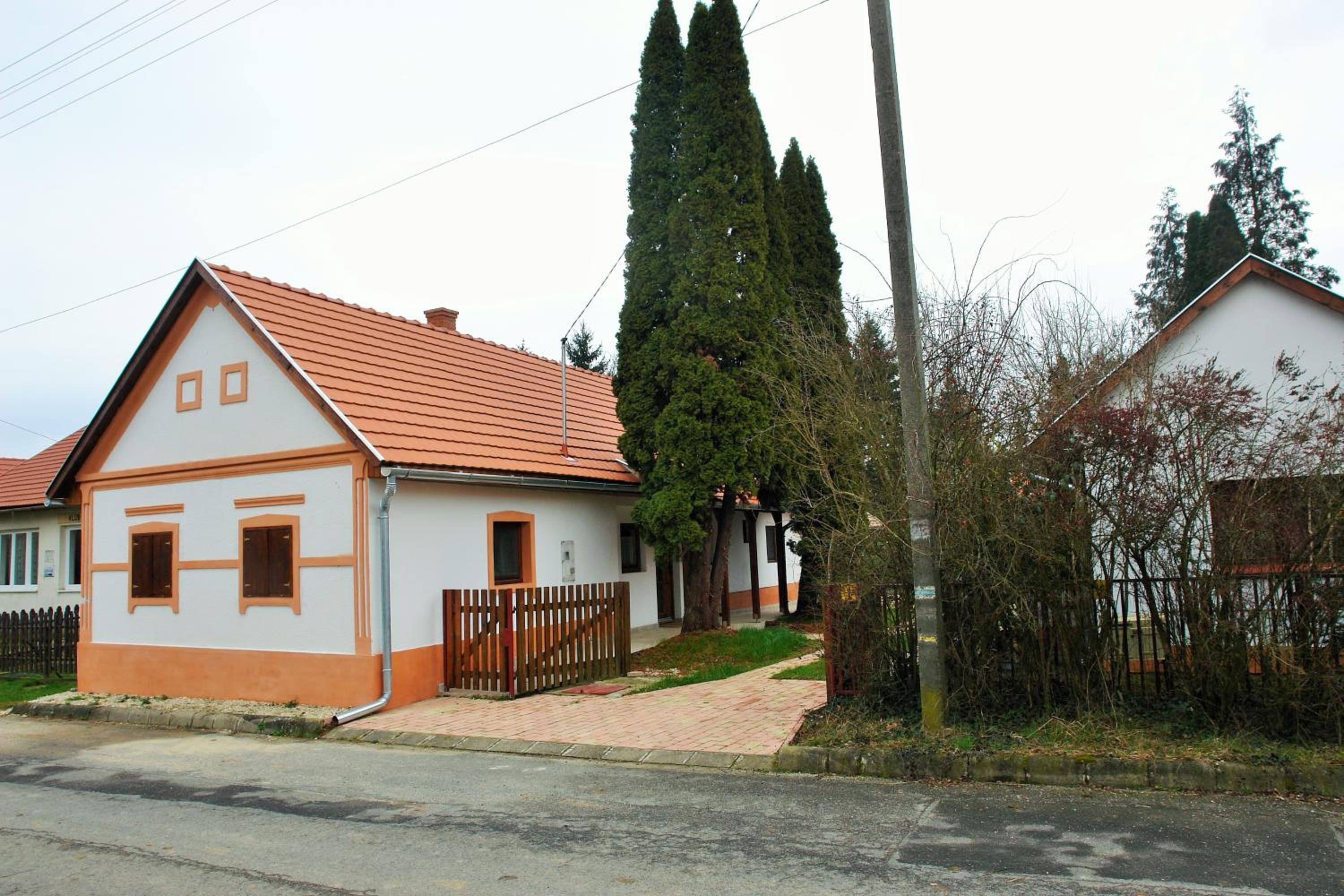 Photo 53