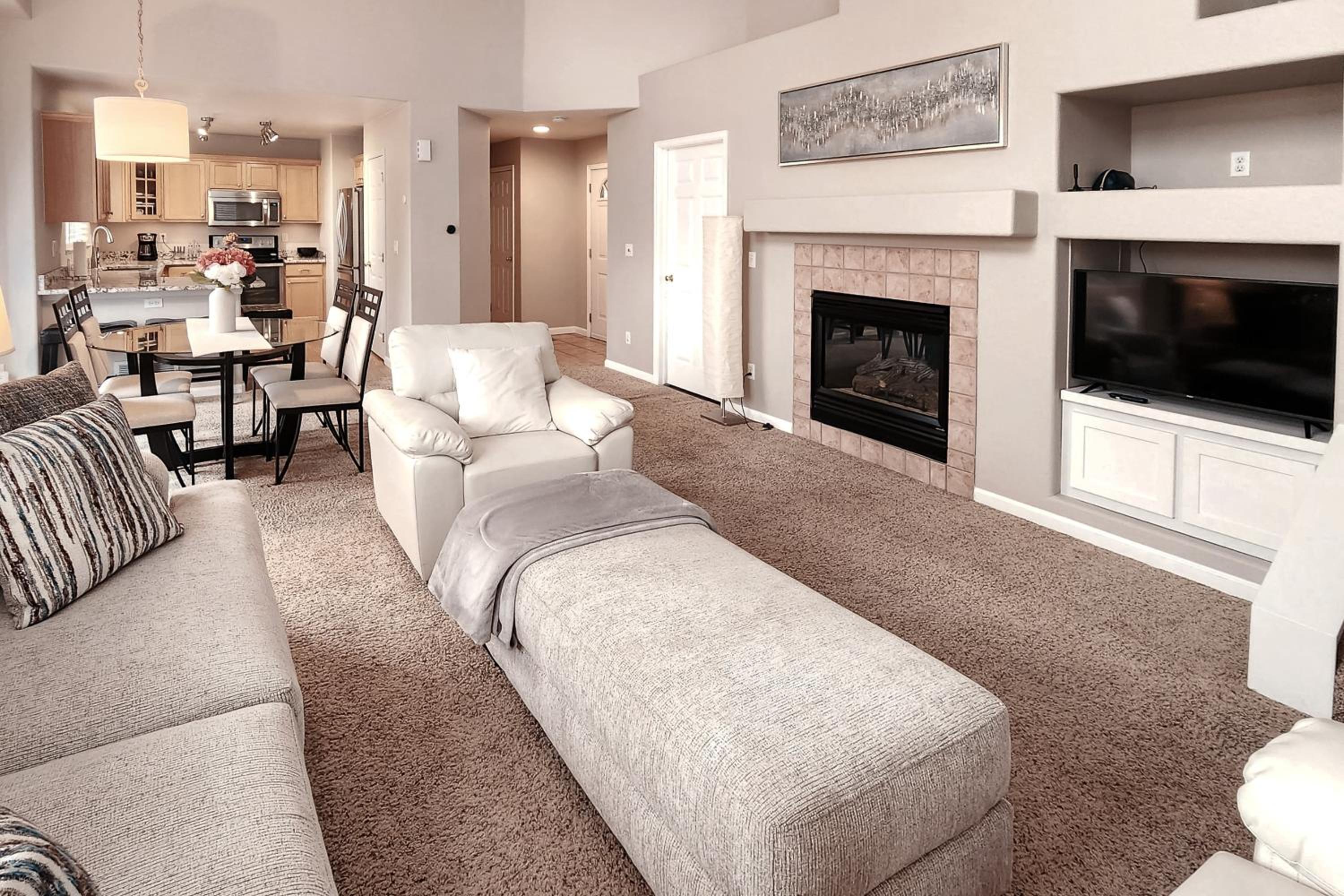 Littleton Home with Deck - 24 Mi to Denver!