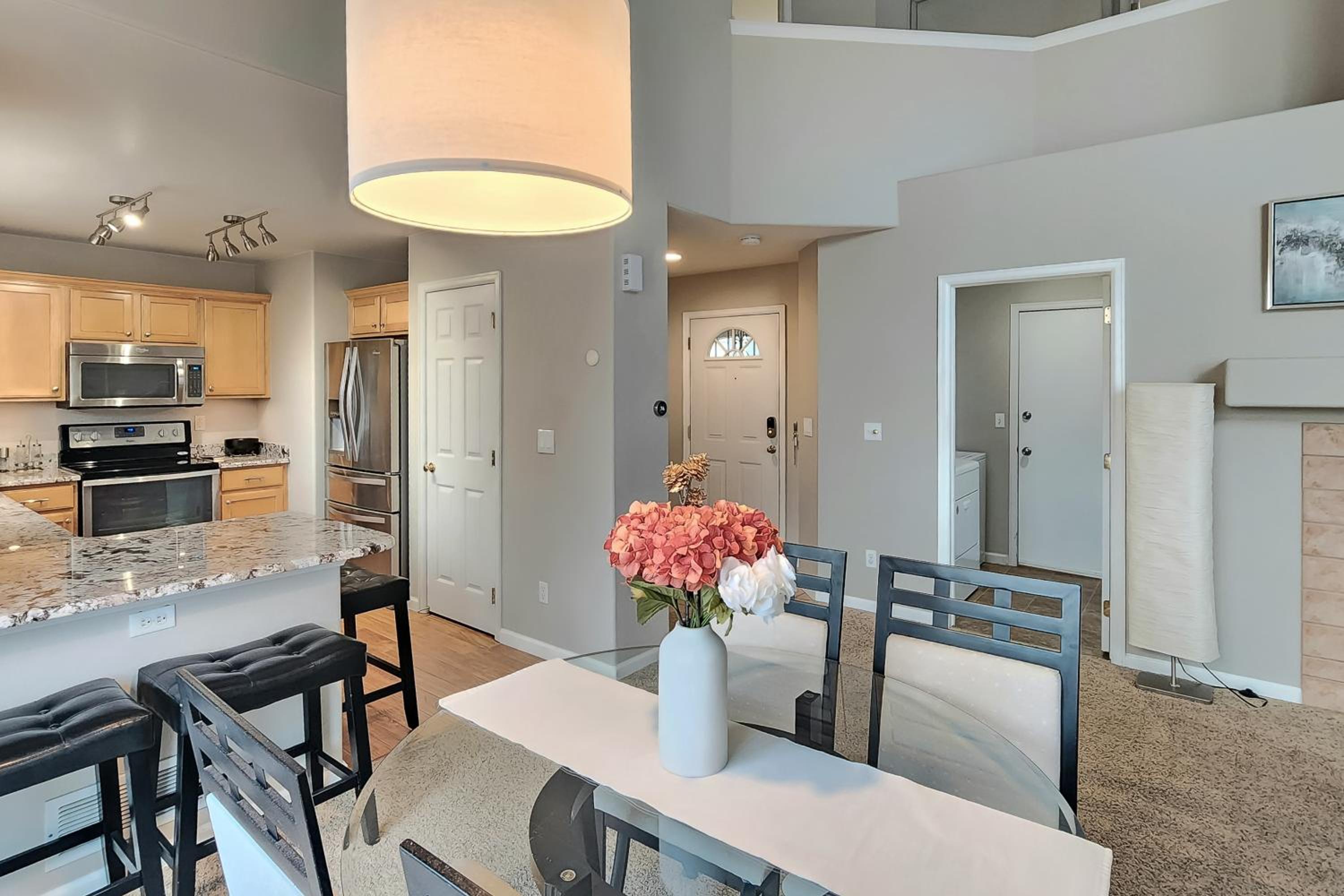 Littleton Home with Deck - 24 Mi to Denver!