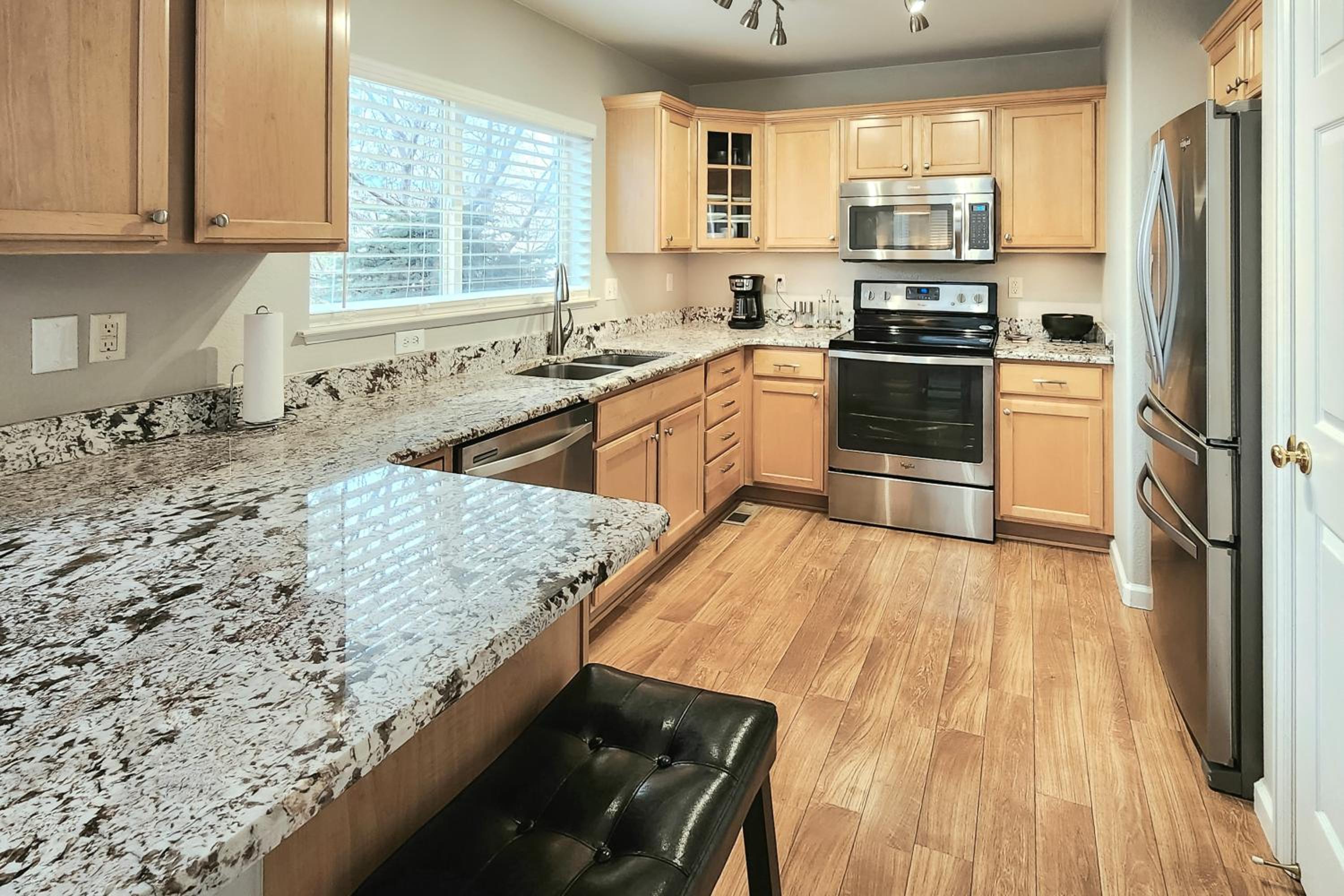 Littleton Home with Deck - 24 Mi to Denver!