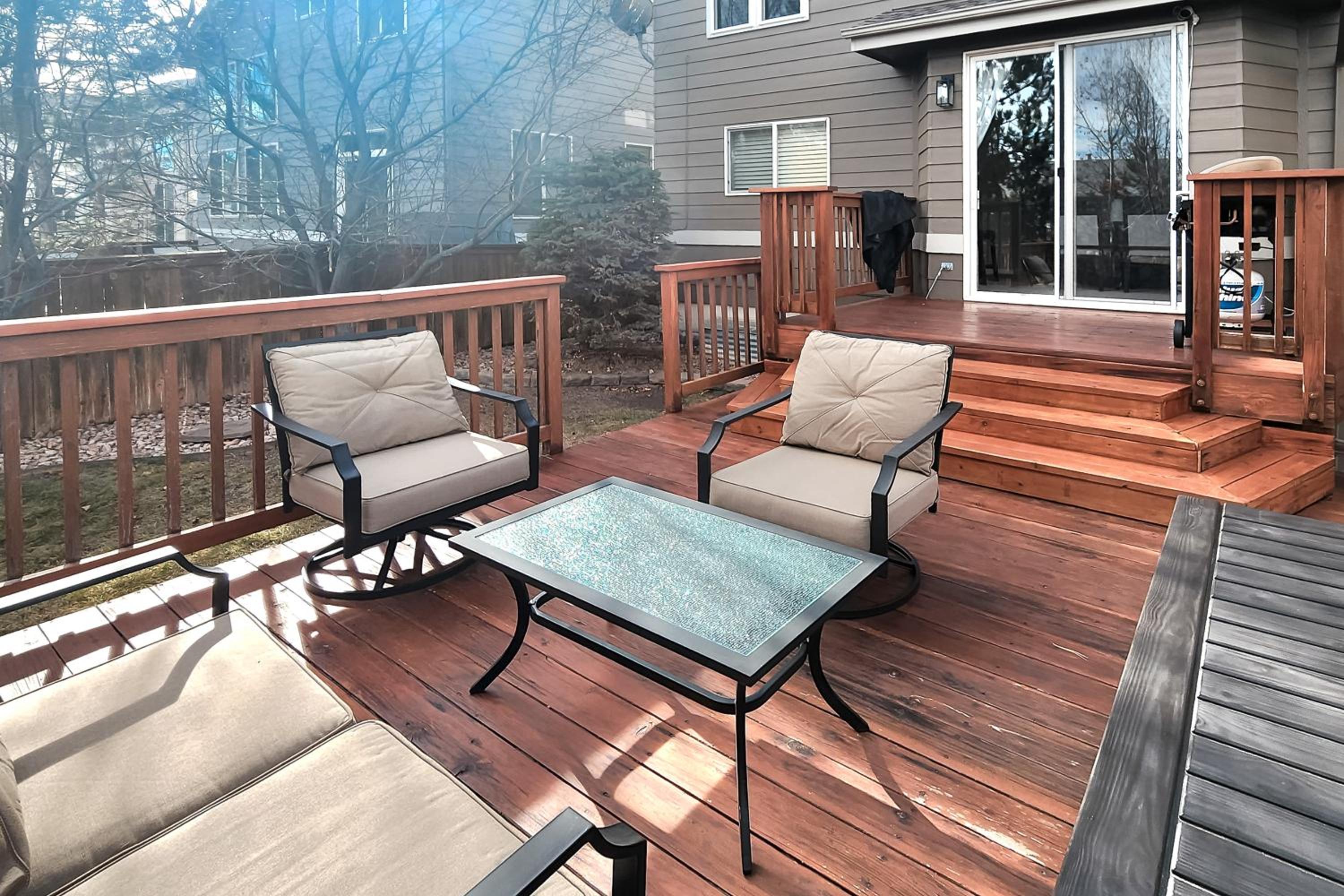 Littleton Home with Deck - 24 Mi to Denver!