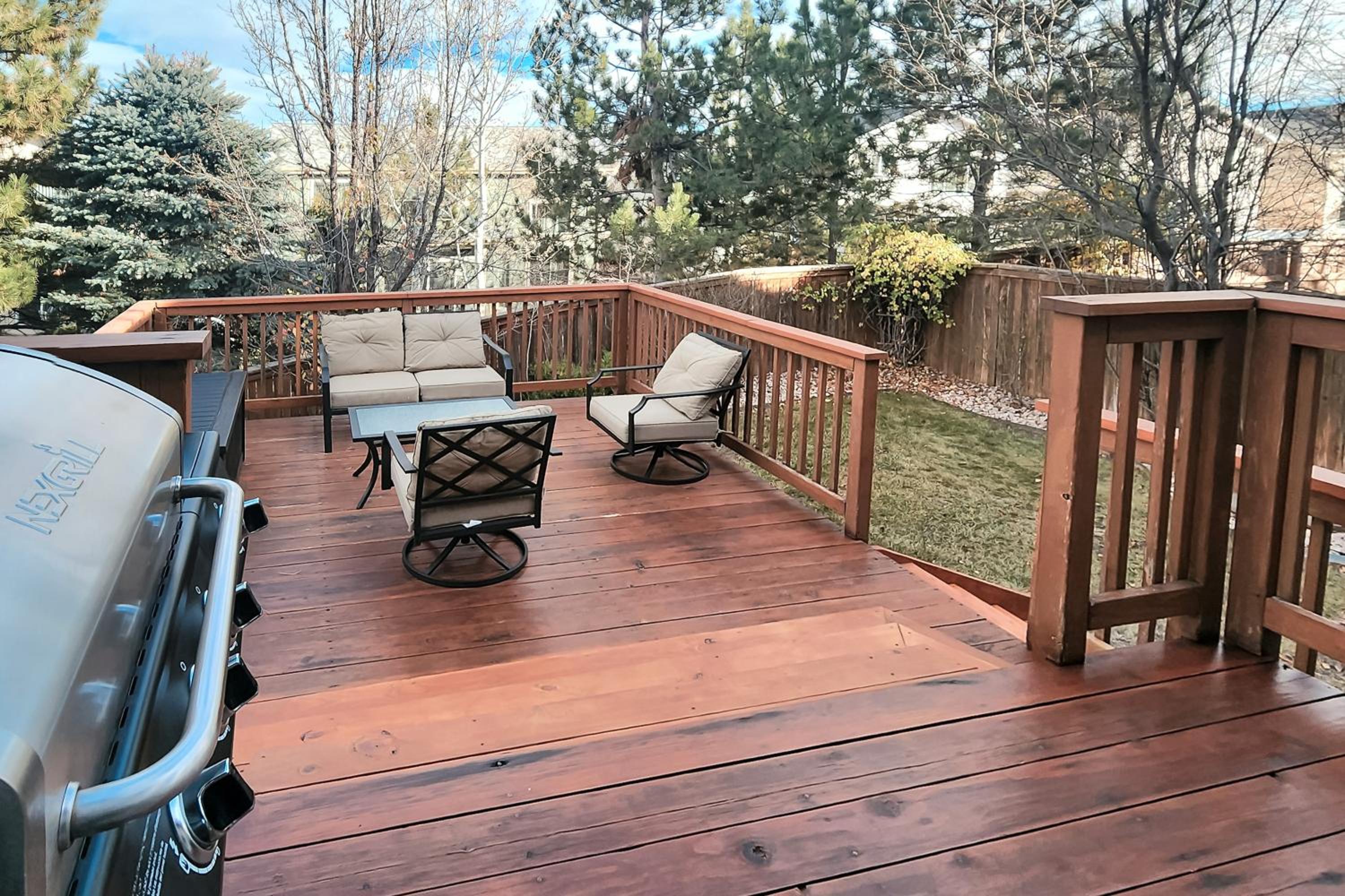 Littleton Home with Deck - 24 Mi to Denver!