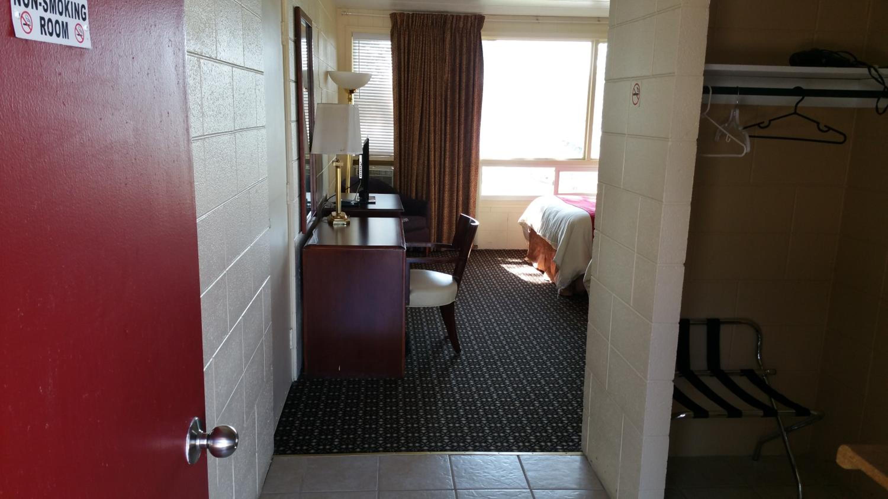 Riverview Motel
