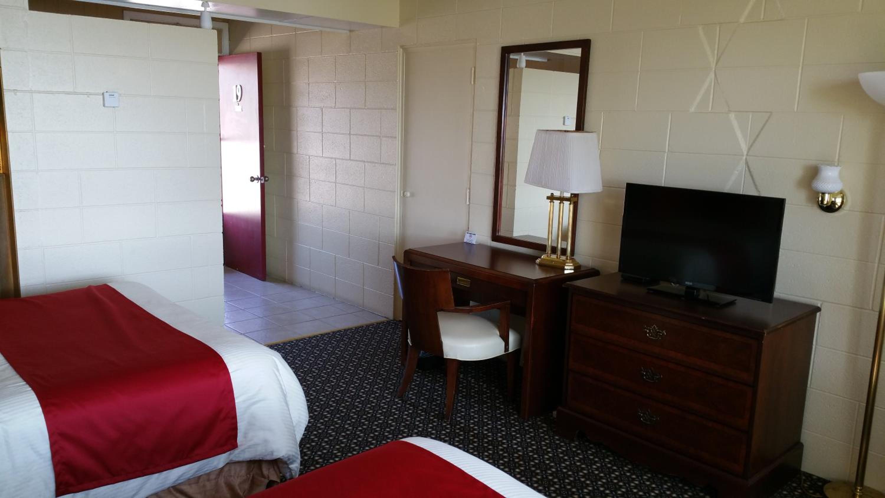Riverview Motel