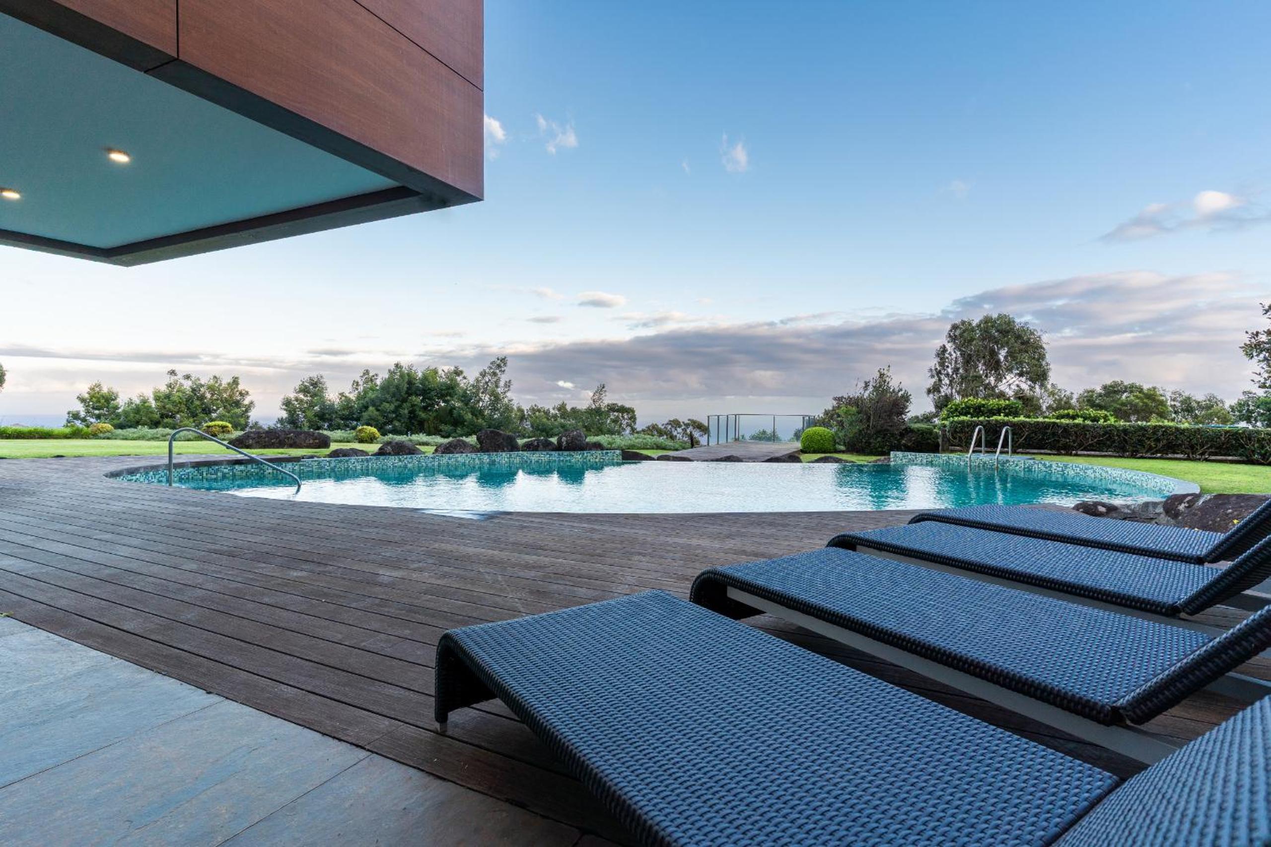 Casa Vista Azul by Atlantic Holiday