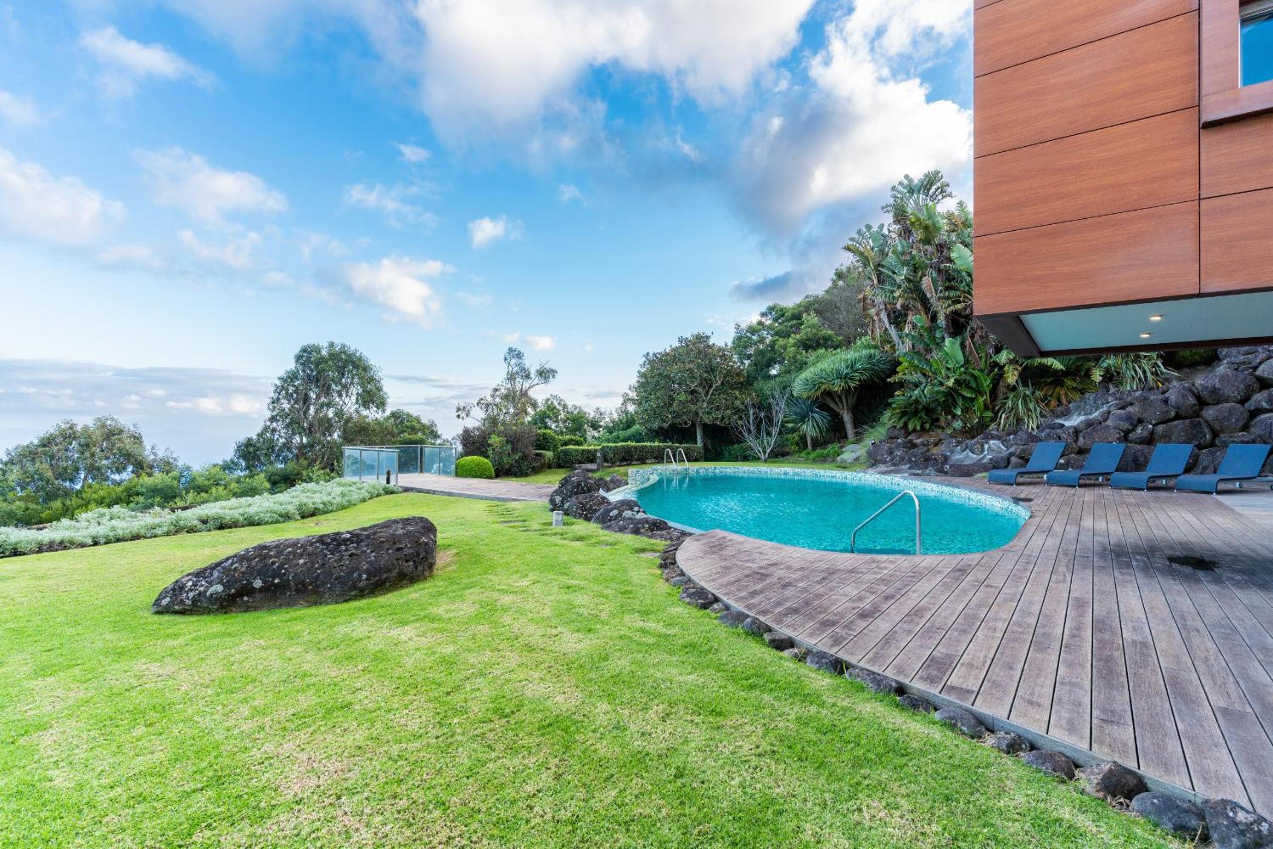 Casa Vista Azul by Atlantic Holiday